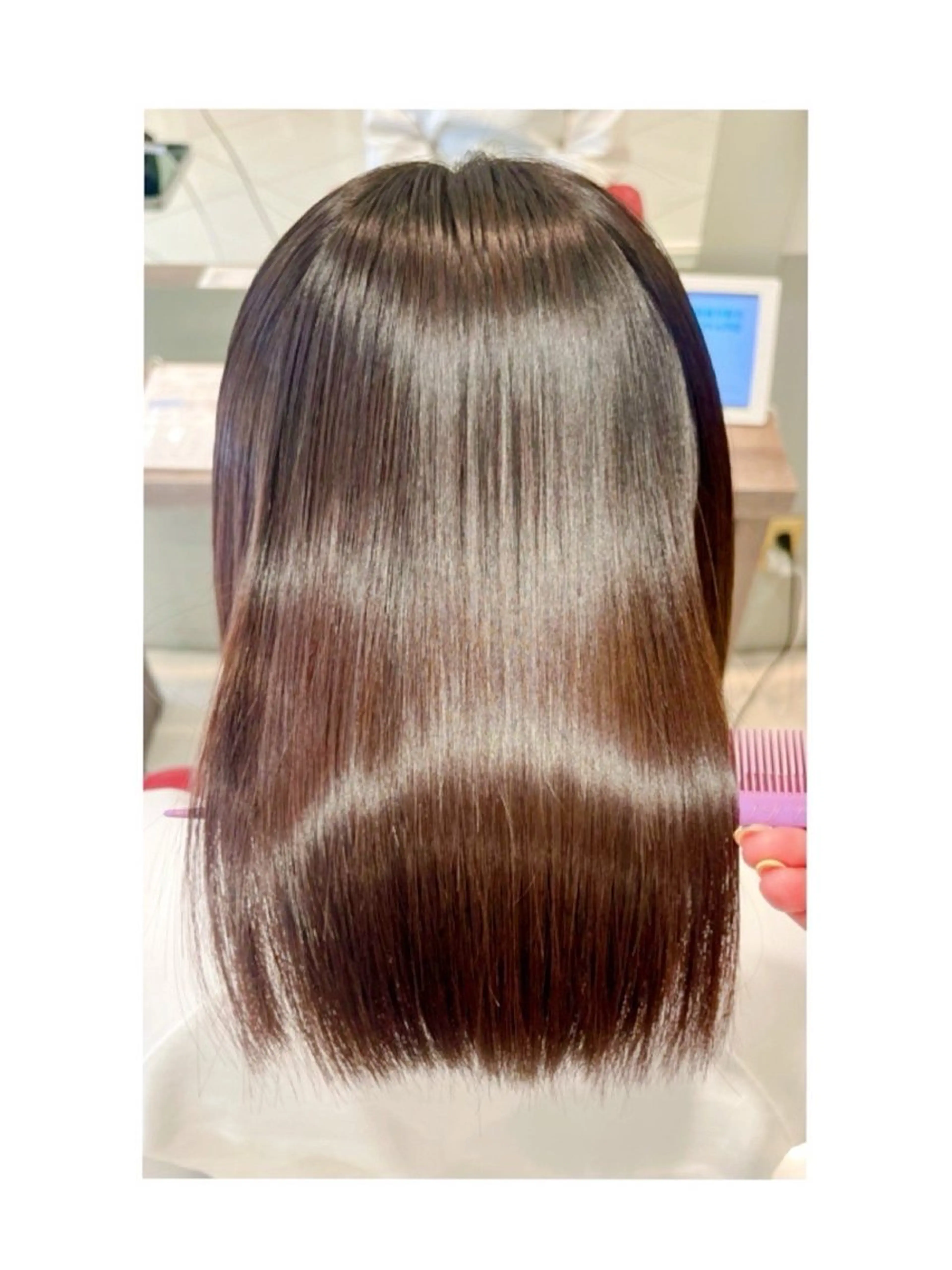 ミディアム カット 縮毛矯正 TSUKADA MIYUKIのヘアスタイル