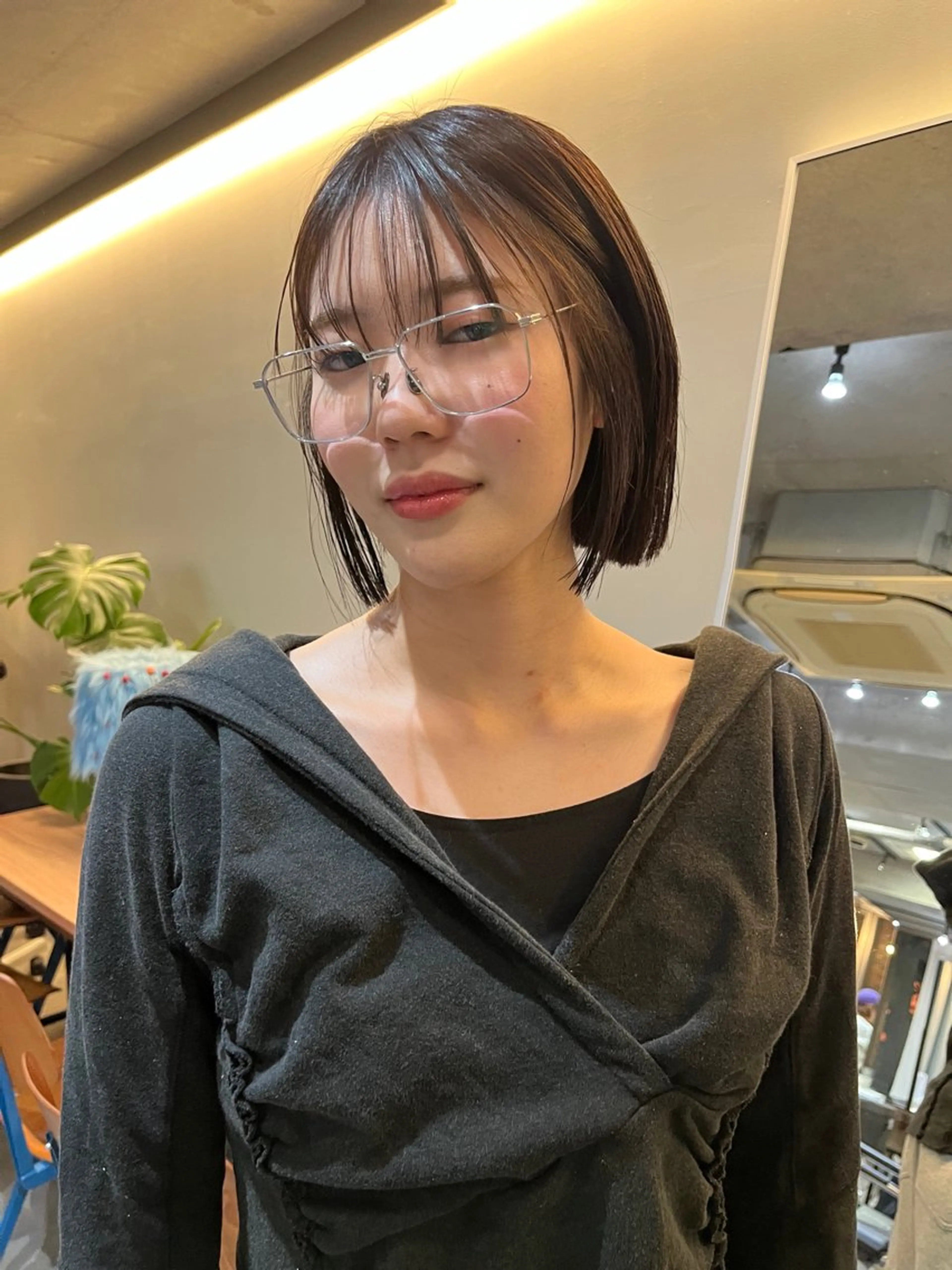 ショート 切りっぱなしボブ ショートボブ ボブ 韓国風ヘア ショートヘア カット トリートメント レイヤーカット\ウル フ　chinatsuのヘアスタイル