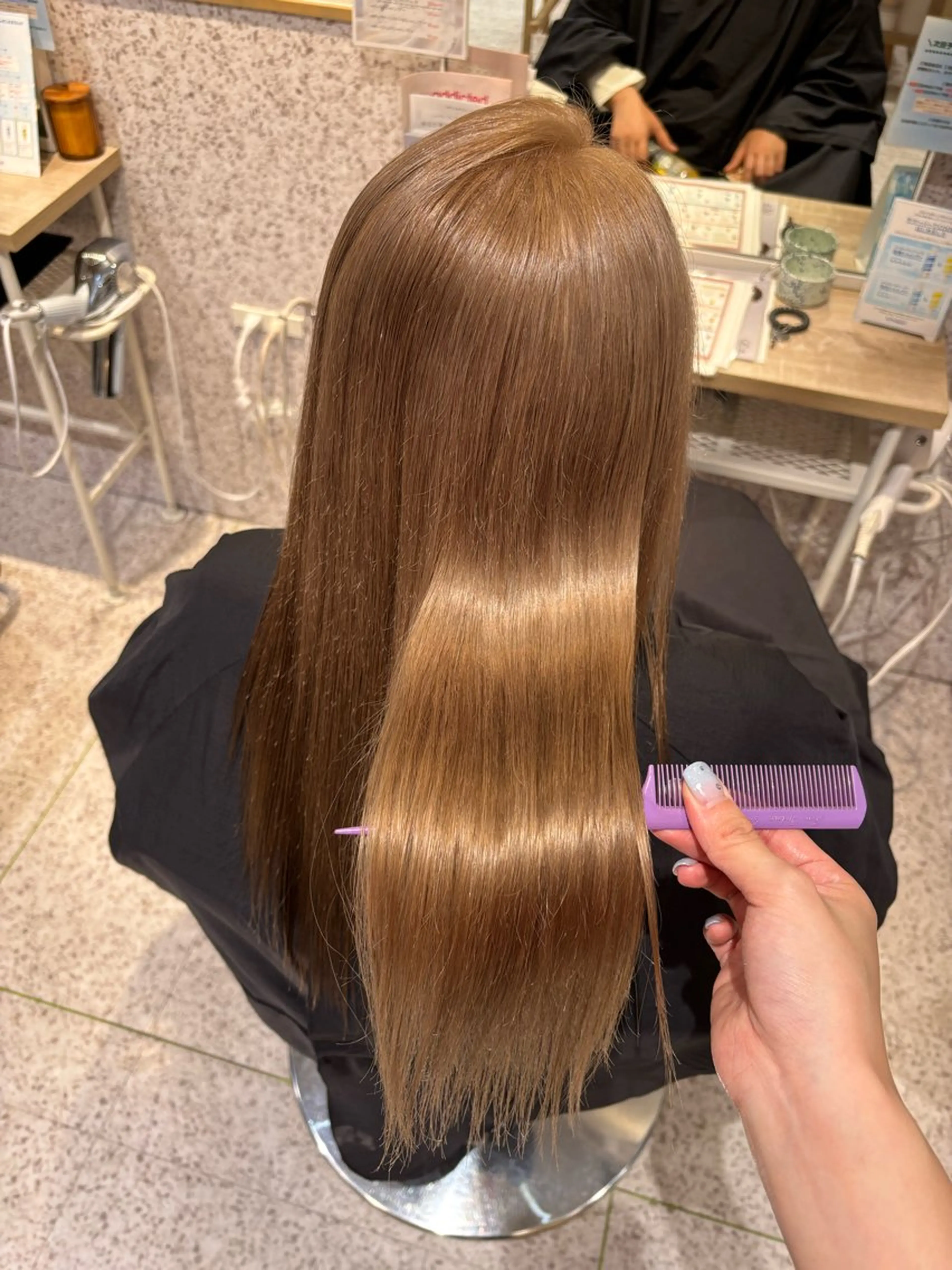 ロング カラー ブリーチ ダブルカラー イヤリングカラー ハイライトカラー ハイトーンカラー ヘアカラー 暖色カラー/ パリジェンヌ💟みくのヘアスタイル
