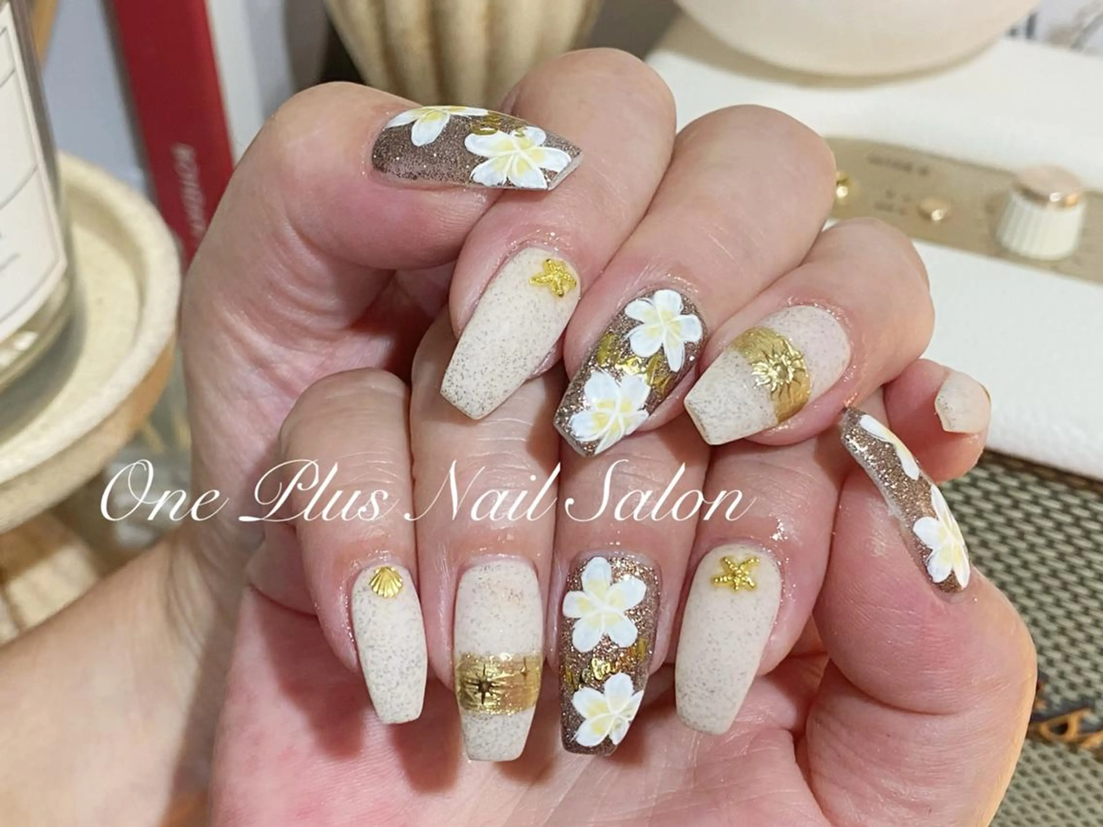 ネイル One Plus Nail Salonのネイルデザイン