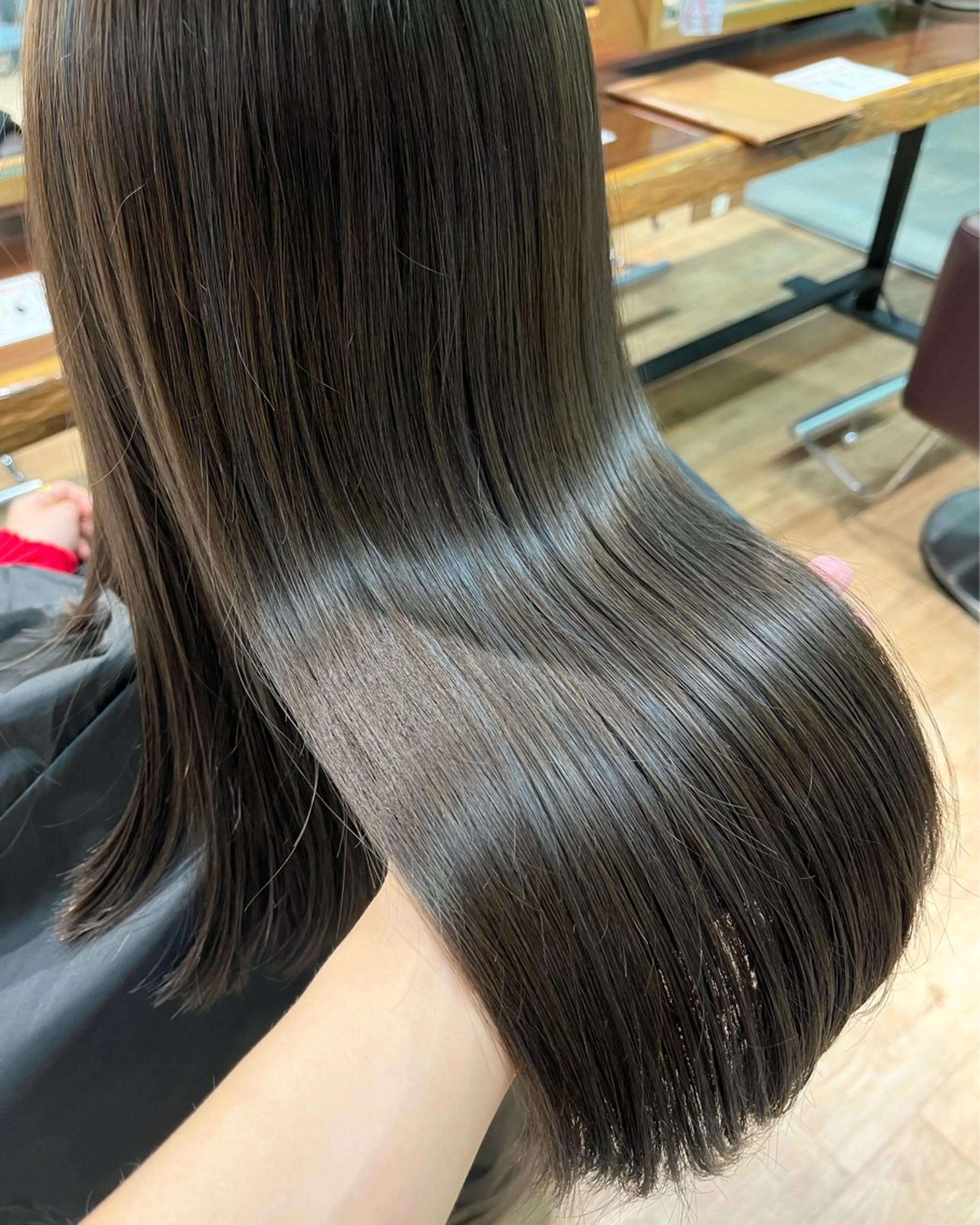 🌼平日限定価格🌼酸性ストレート【うねり・広がり・パヤパヤが気になる方へのダメージレスのナチュラルストレート】🫧の写真