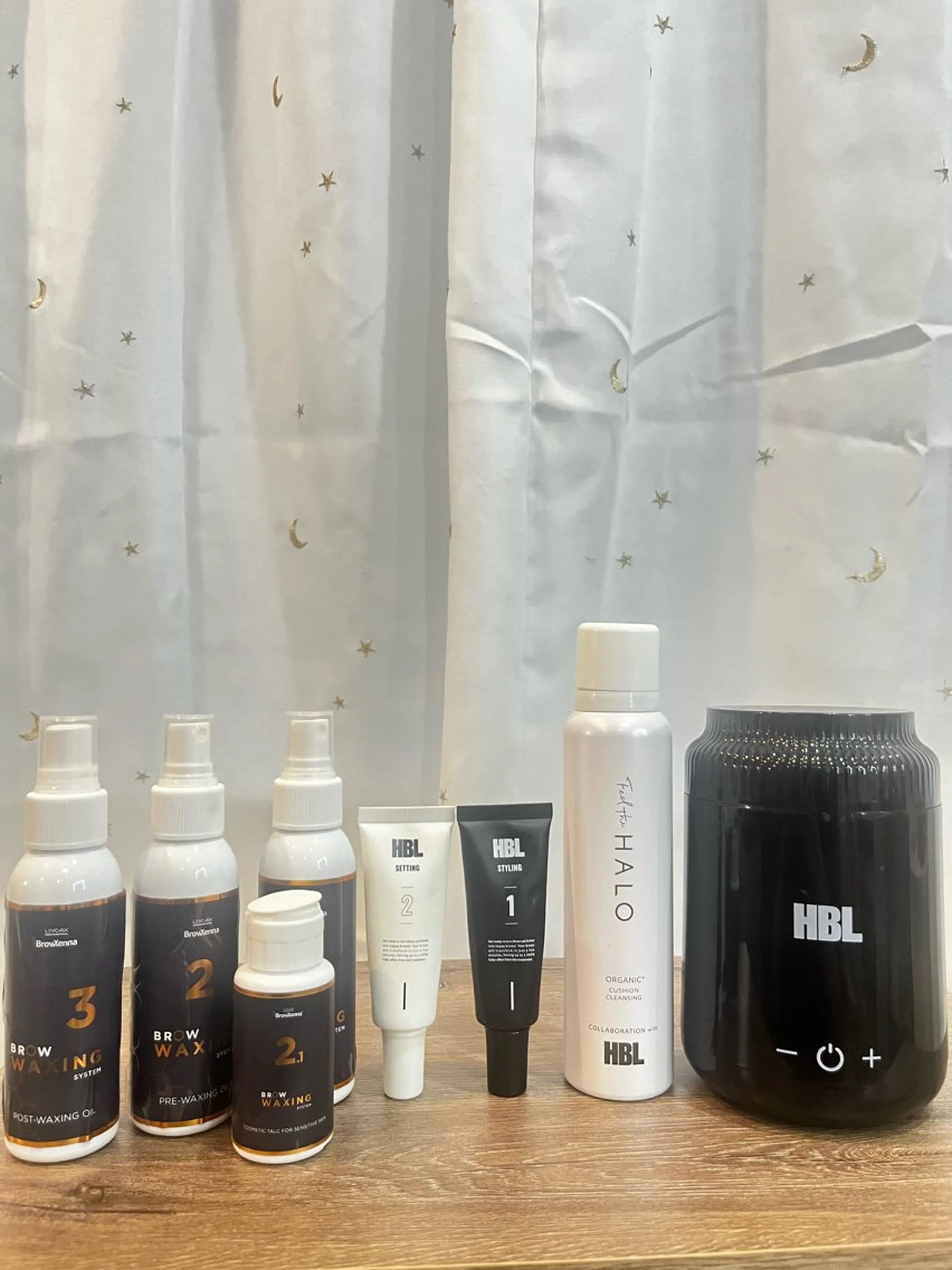 アイブロウ ハリウッドブロウリフト 眉毛ワックス脱毛 ワックス脱毛 その他(アイブロウ) yc.hacci 【ハーブピーリング】の眉毛・アイブロウイメージ