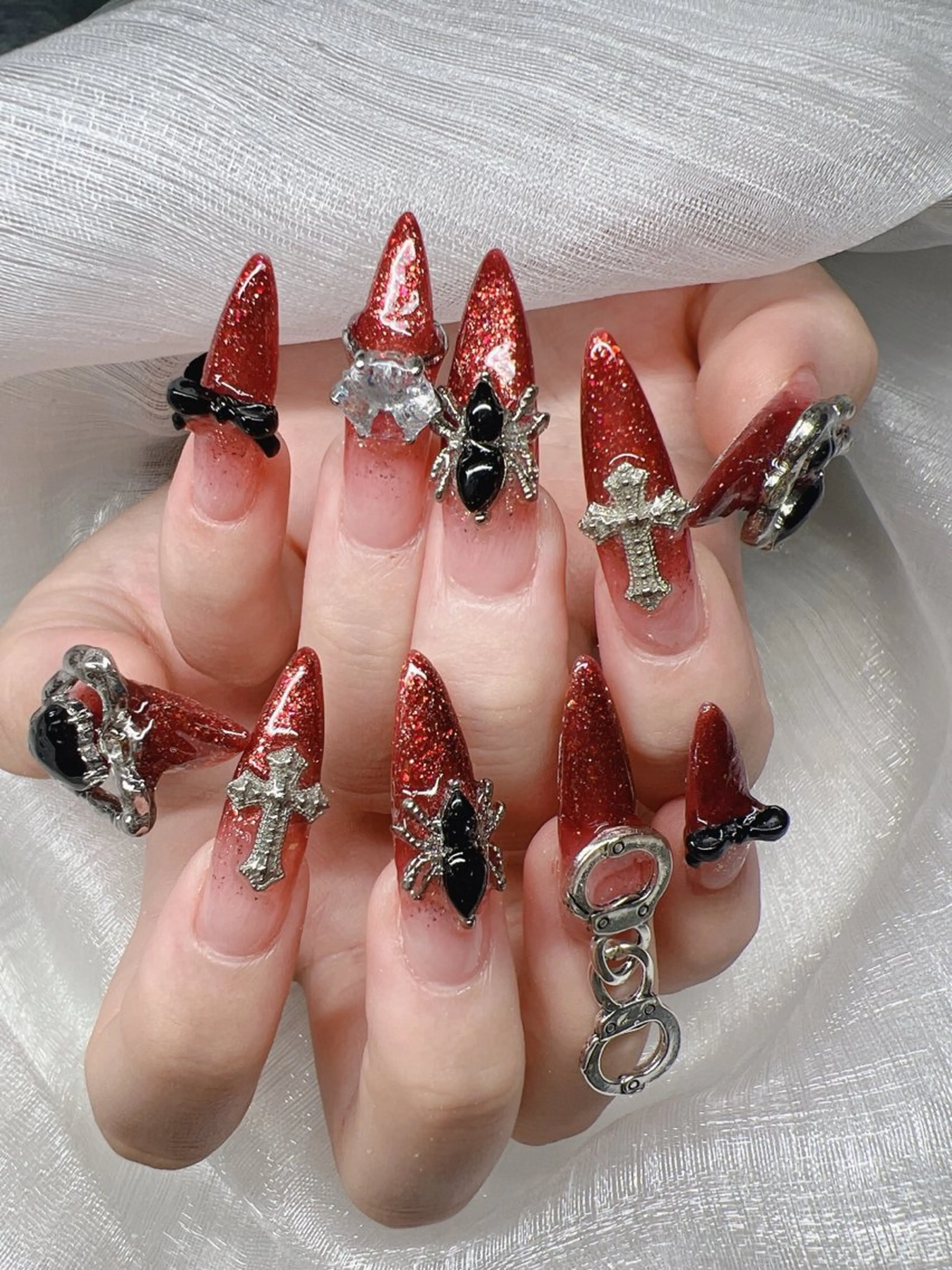 ネイル 長さ出し グラデーション 卒業式 キラキラネイル マグネットネイル ハンドネイル Lee Nails チップ長さだし専門店のネイルデザイン