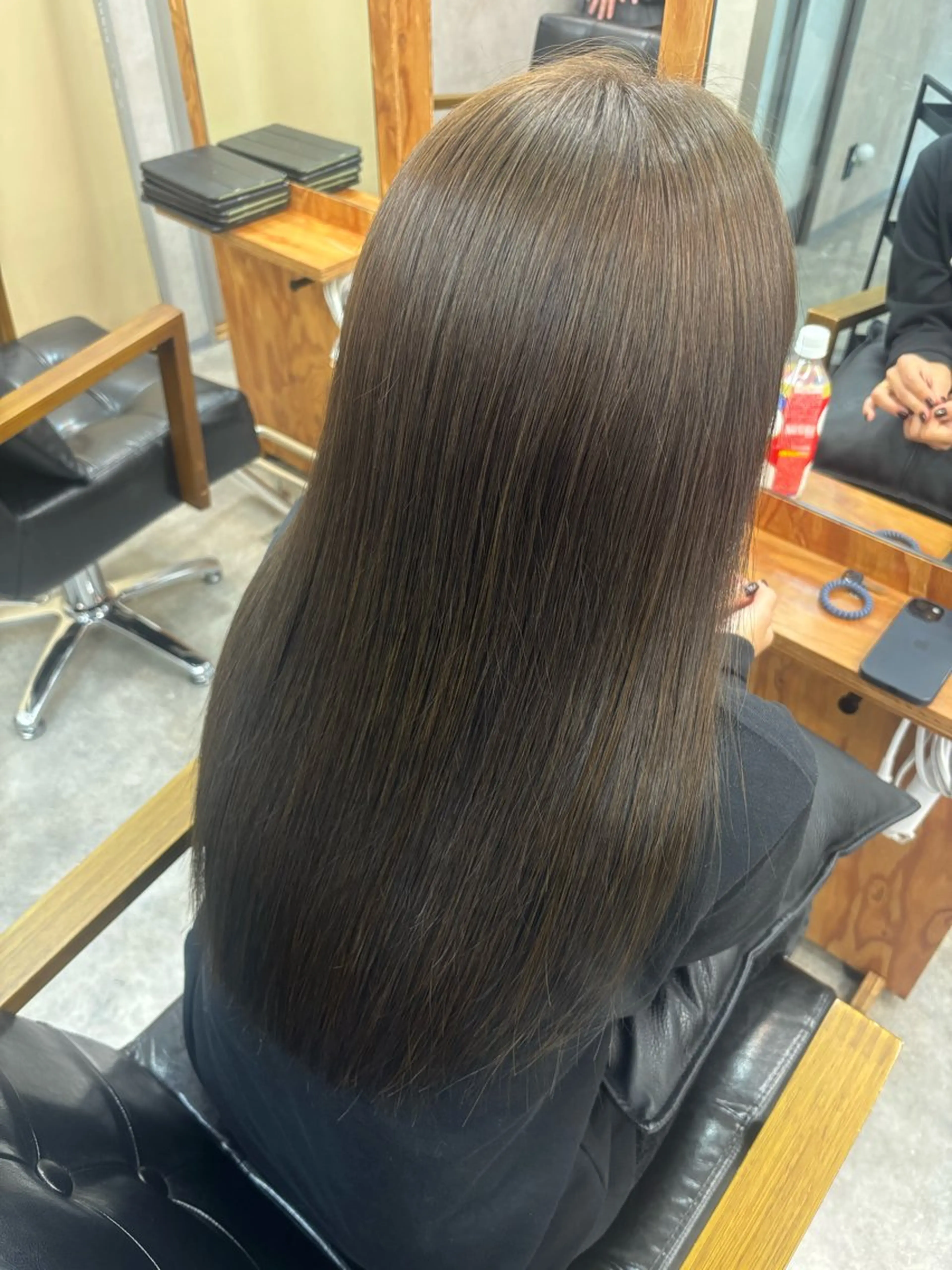 ロング カラー カット ヘアカラー 荒川 桃花のヘアスタイル