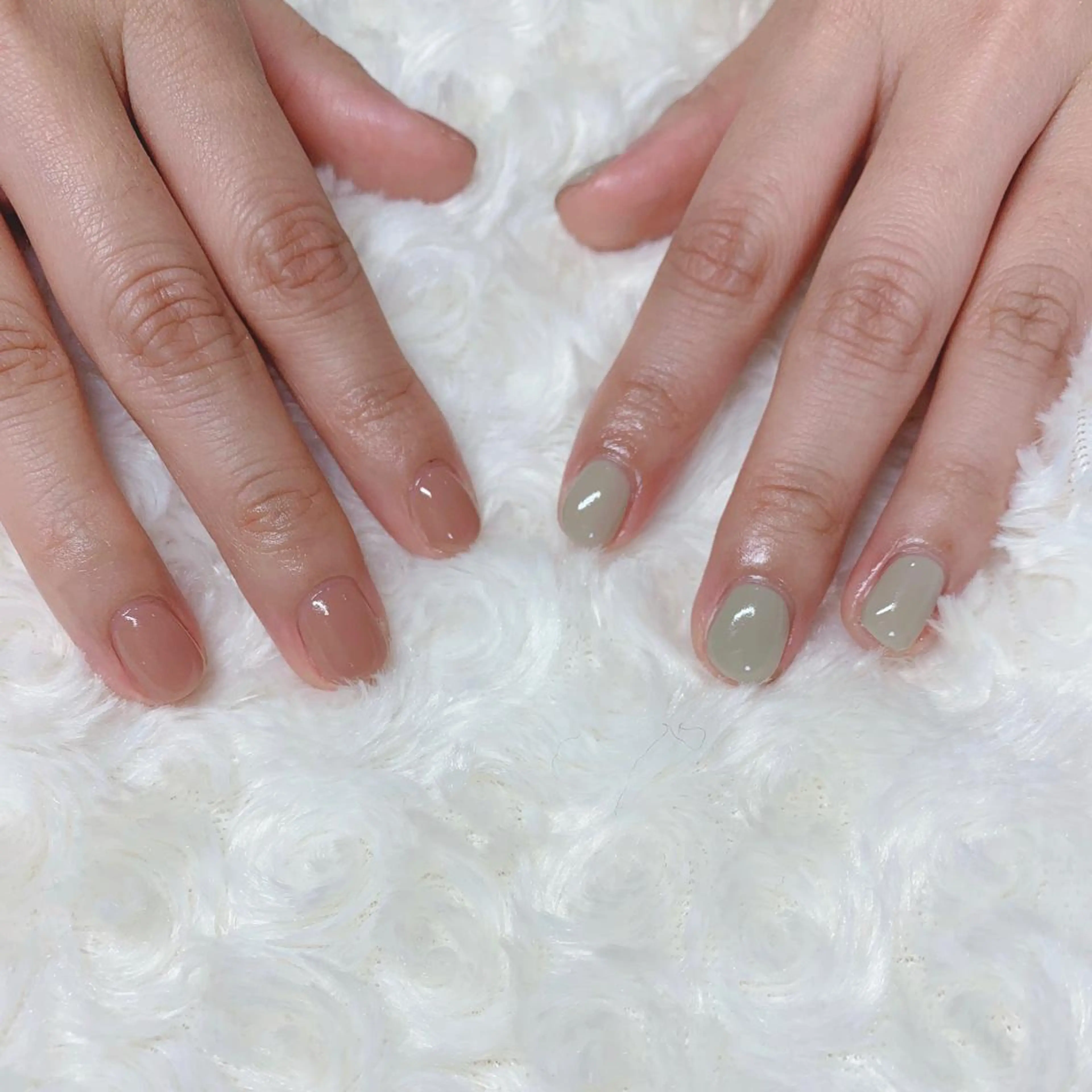 カラー ネイル ハンドネイル Cozy_ ilumのネイルデザイン