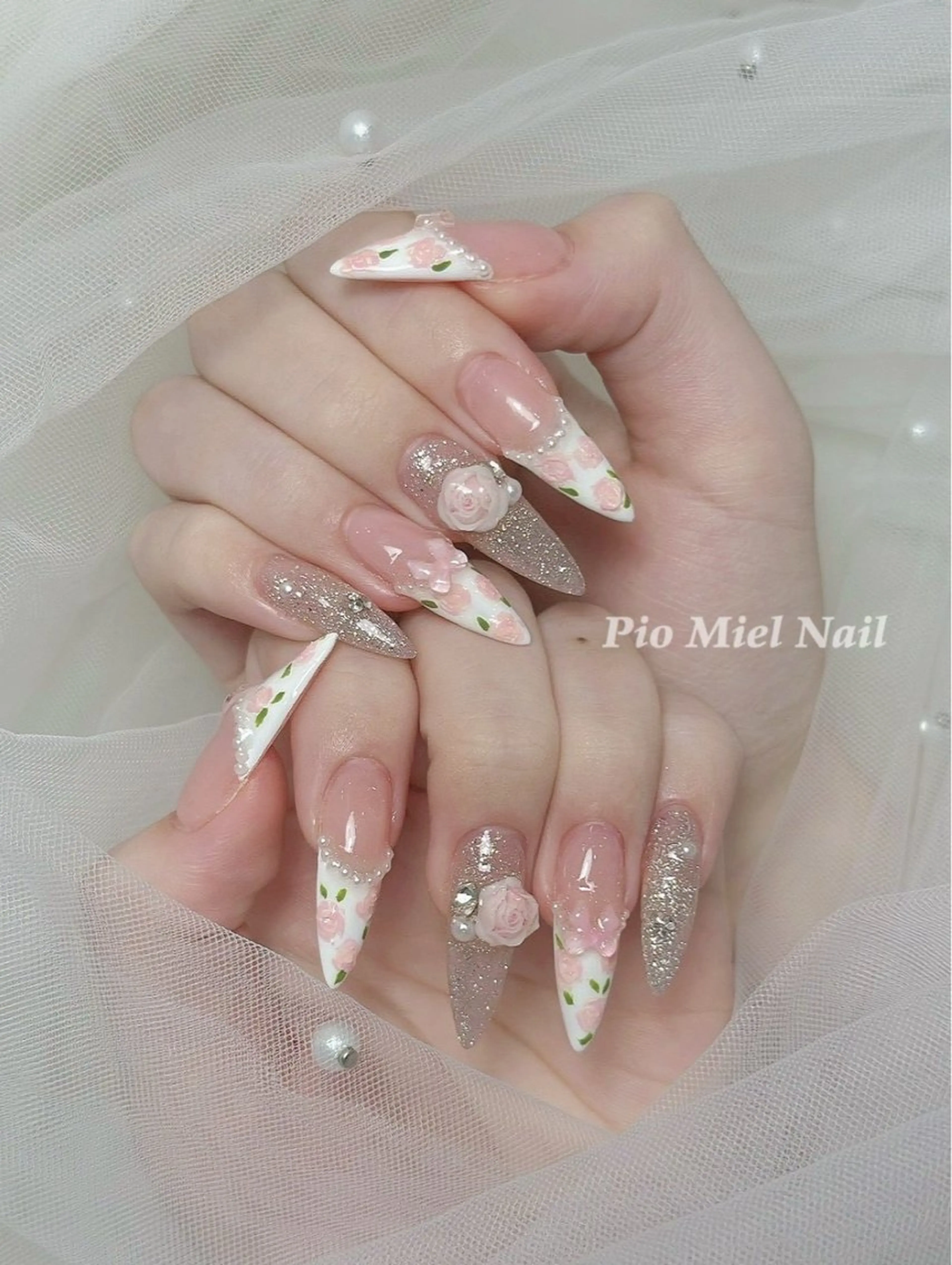 ネイル ハンドネイル HANA 長さだしのネイルデザイン