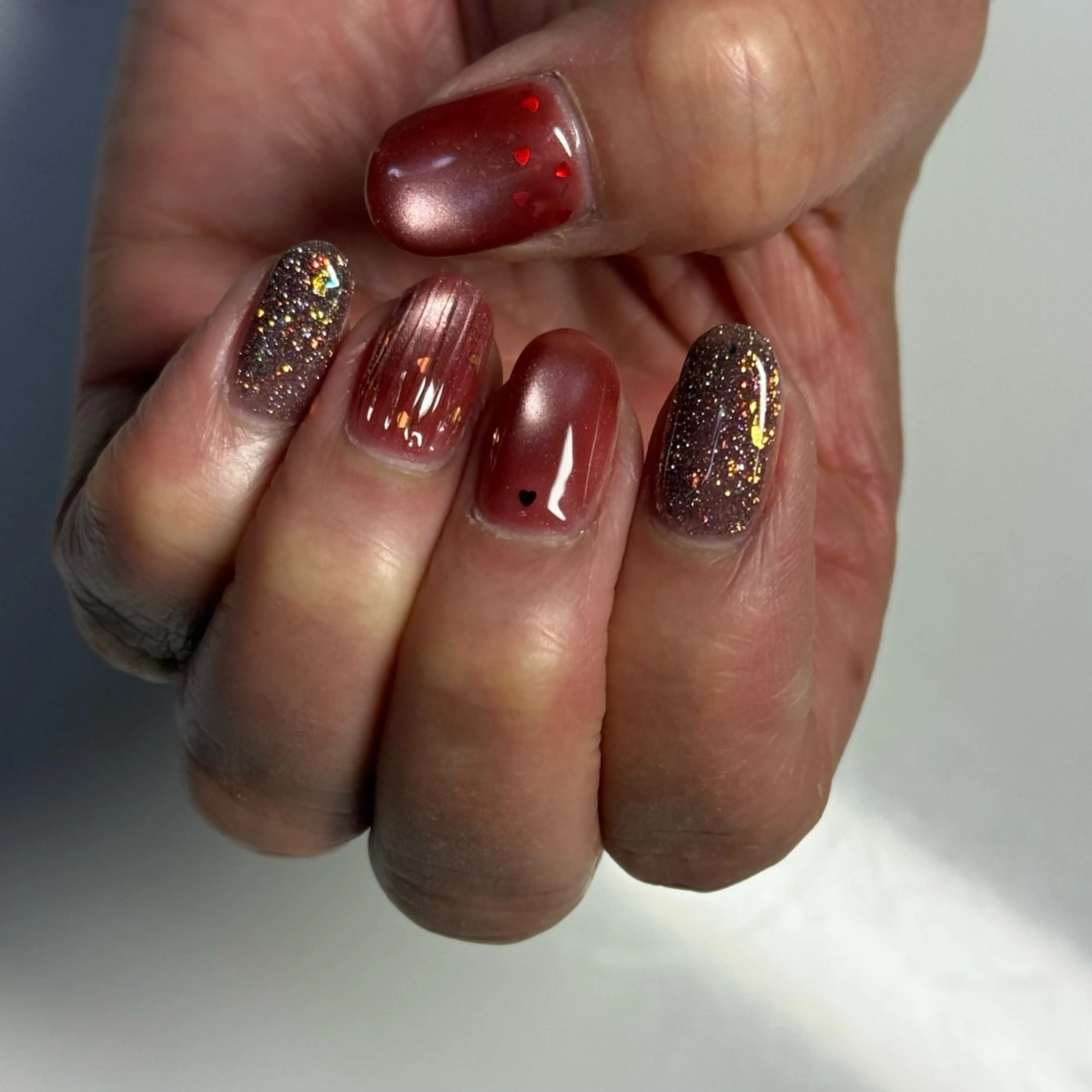 ネイル フラッシュネイル ジェルネイル ハート マグネットネイル salone Regina 【サローネ レジーナ】所属・Regina Marinaのネイルデザイン