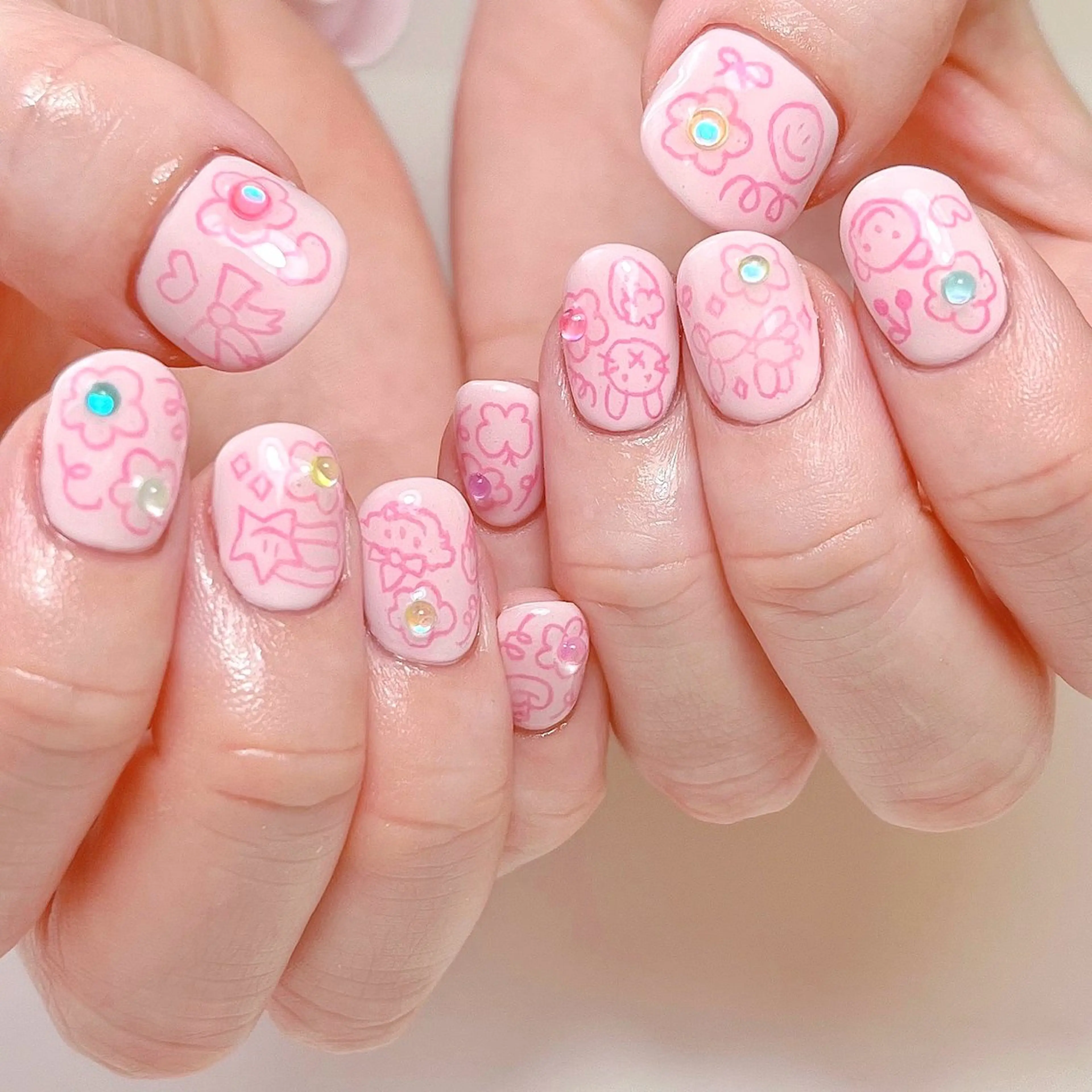 ネイル ハンドネイル いちごパフェ ゆいのネイルデザイン