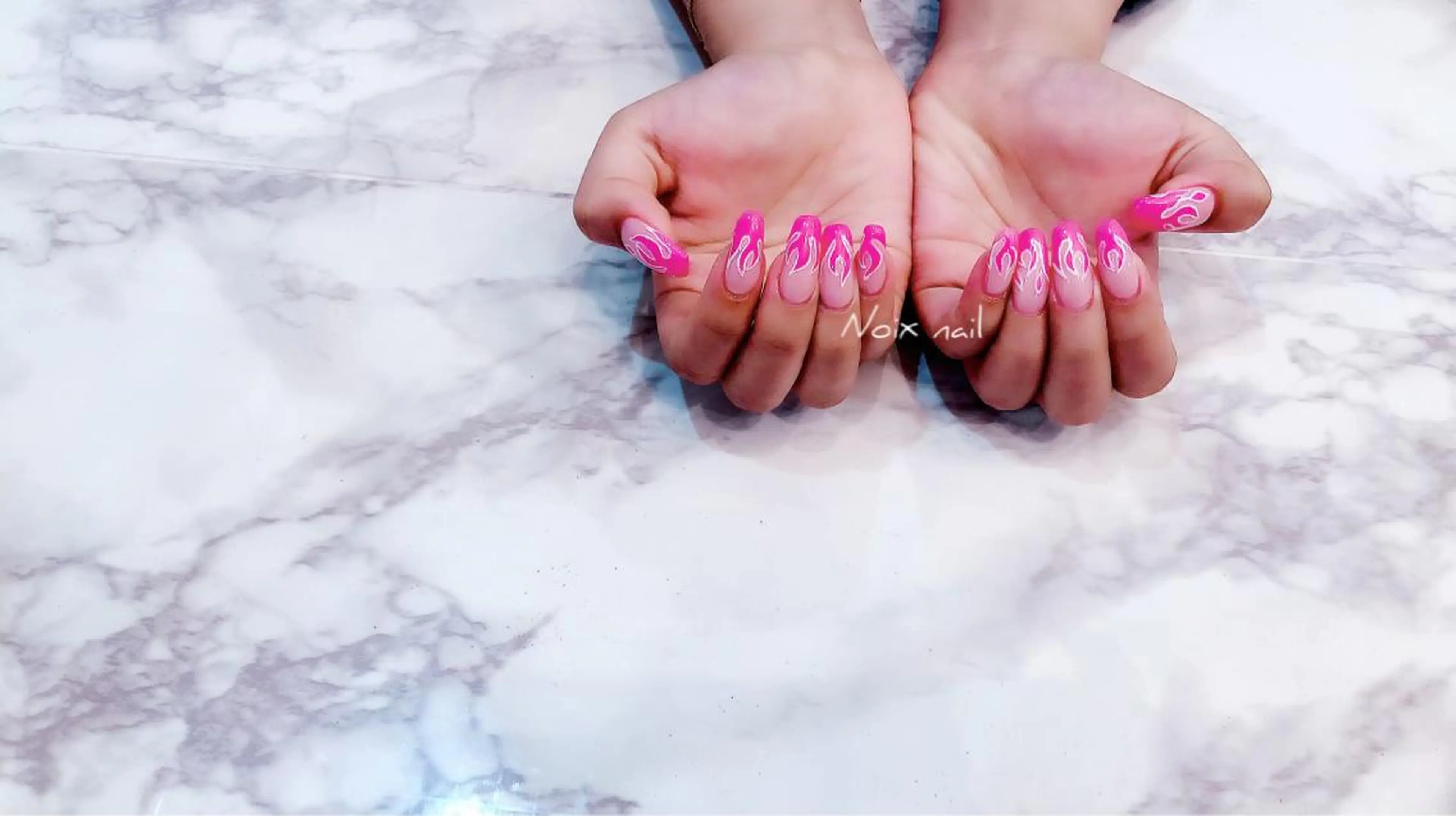 ネイル noix nail &eyeのネイルデザイン