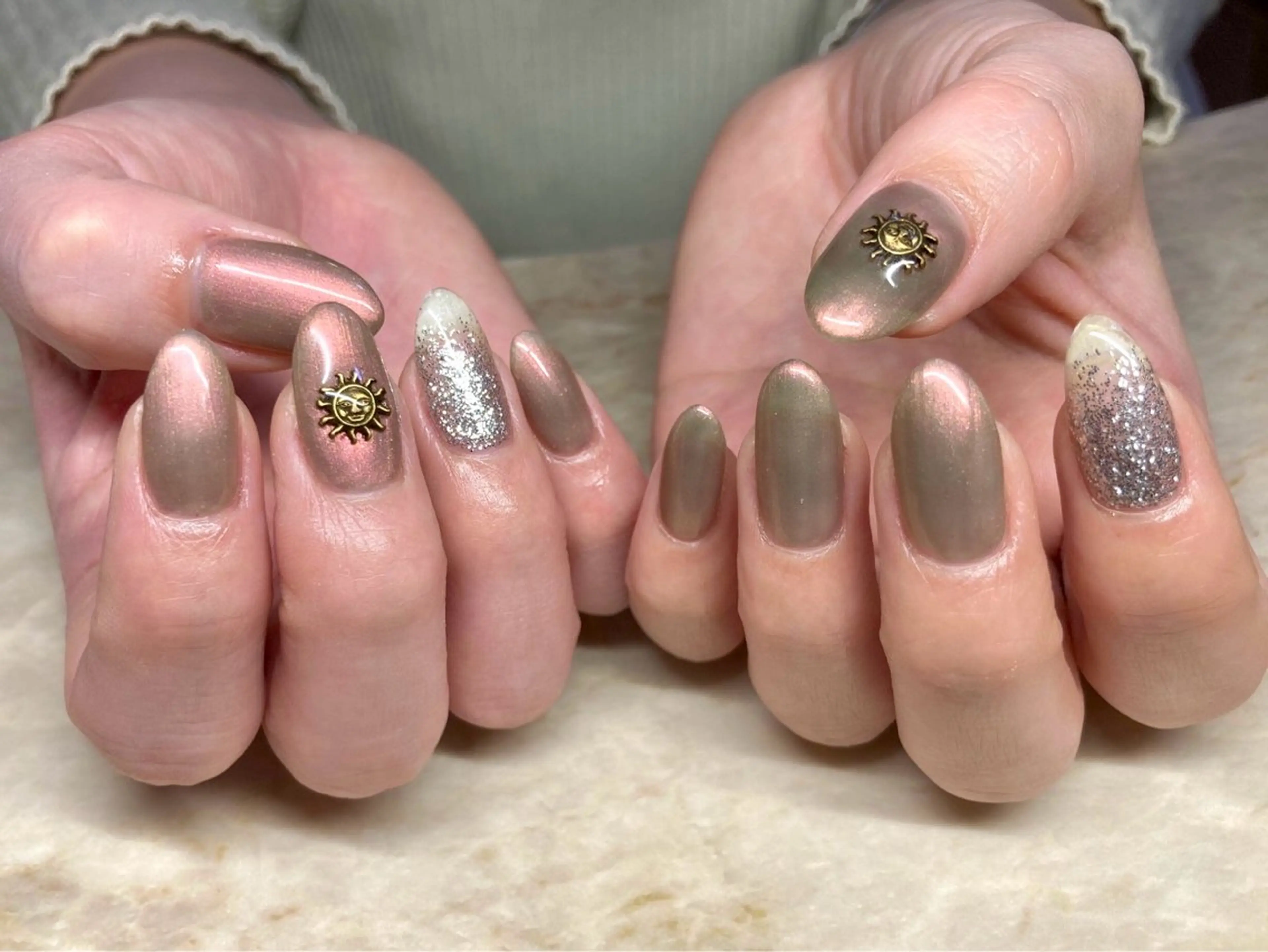 ネイル elu hのネイルデザイン