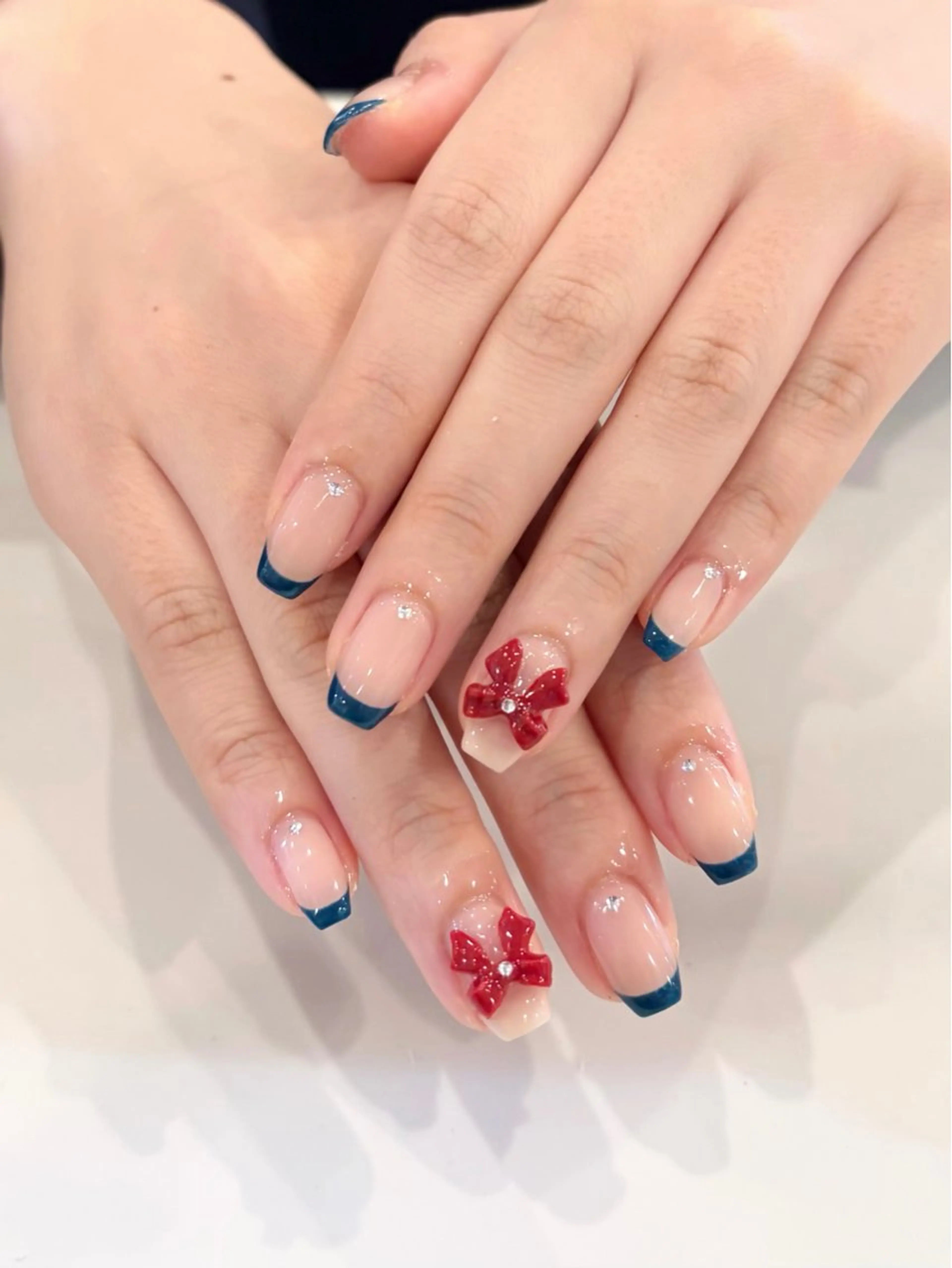 ネイル ハンドネイル 岡崎 佑香のネイルデザイン