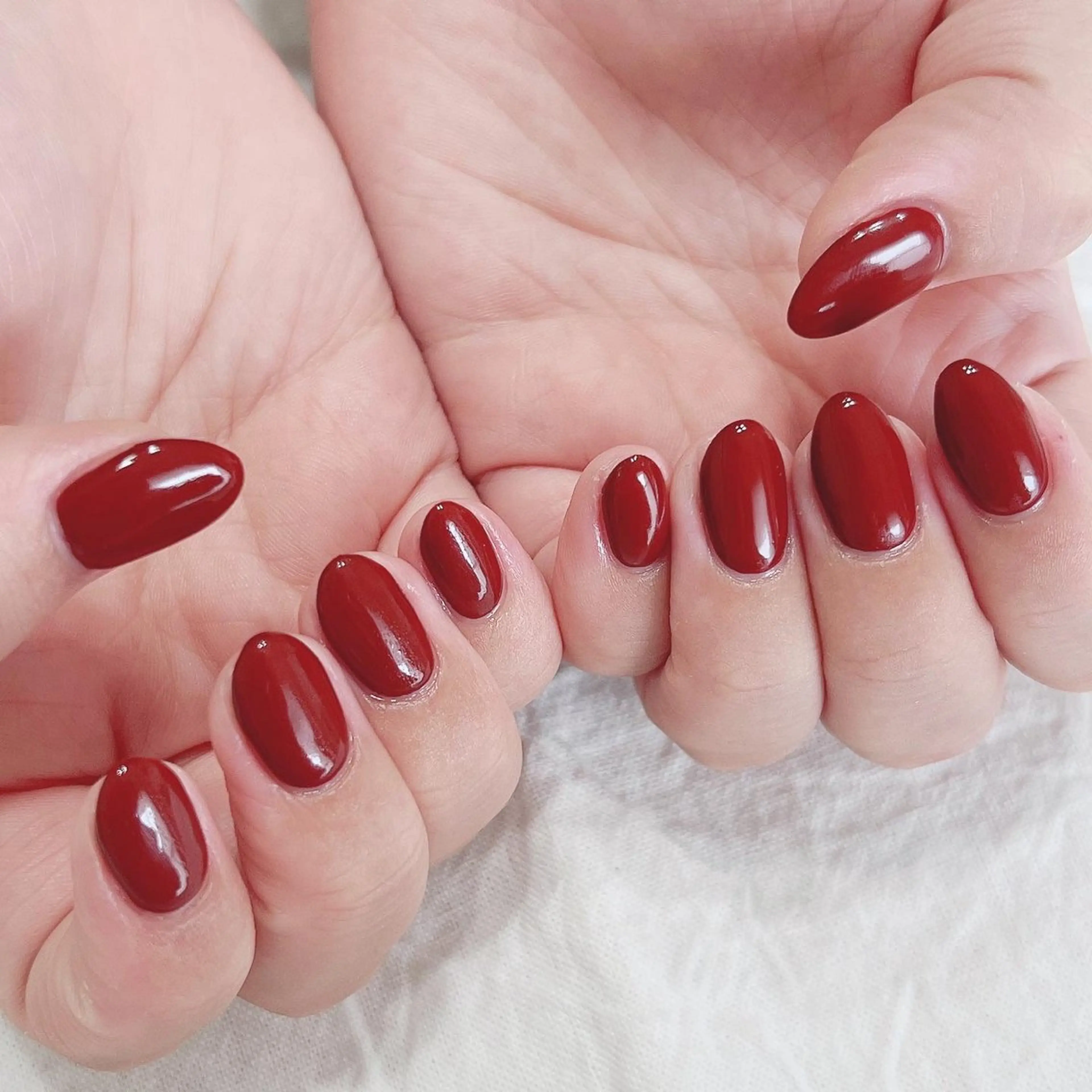 ネイル ボルドー ワンカラーネイル 赤色 ハンドネイル peaberry nailのネイルデザイン