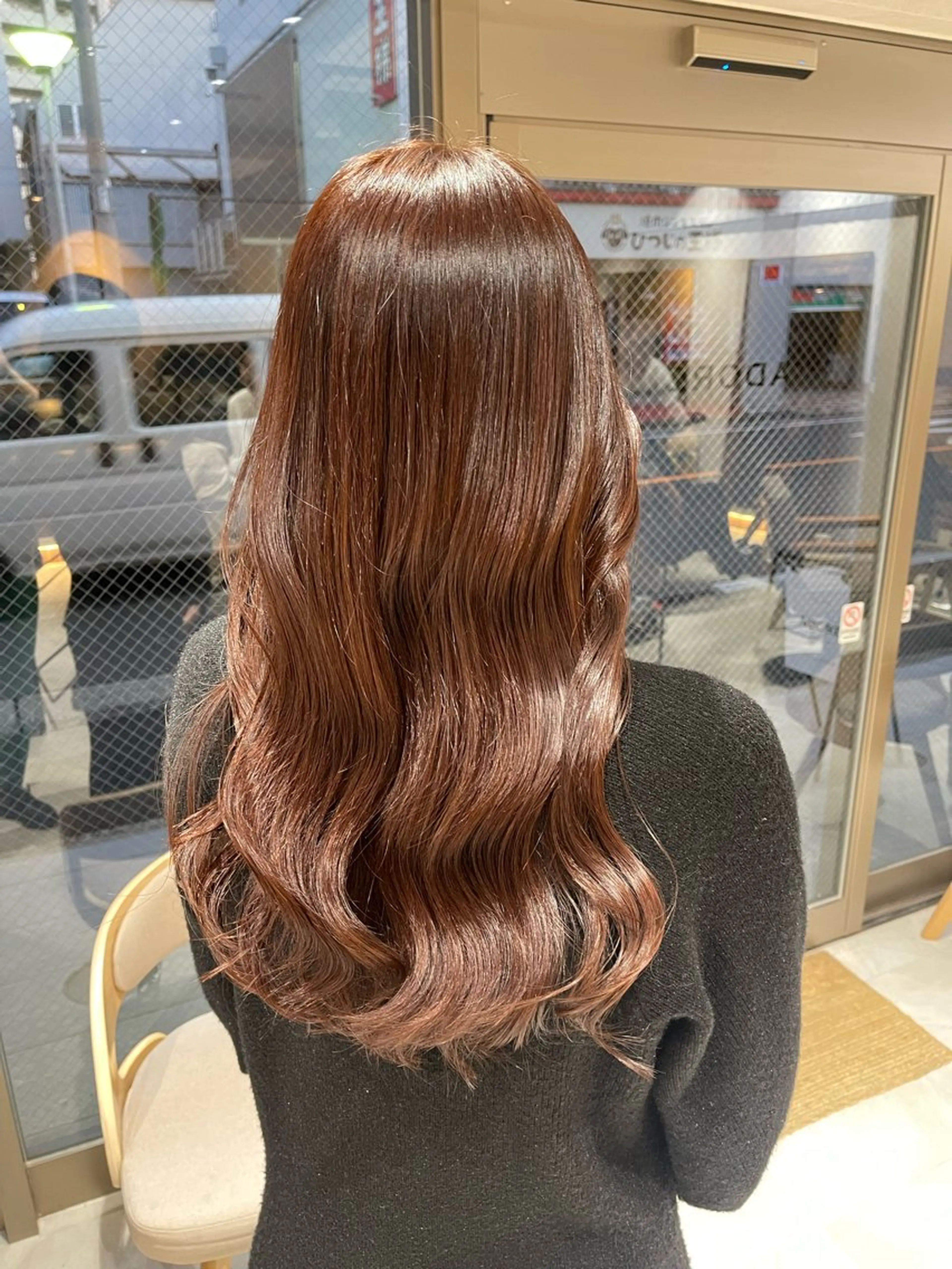 ロング カラー ブラウンカラー ピンクカラー ピンクブラウン ヘアカラー トリートメント 🩵ボブ/レイヤー /髪質改善🩵のヘアスタイル