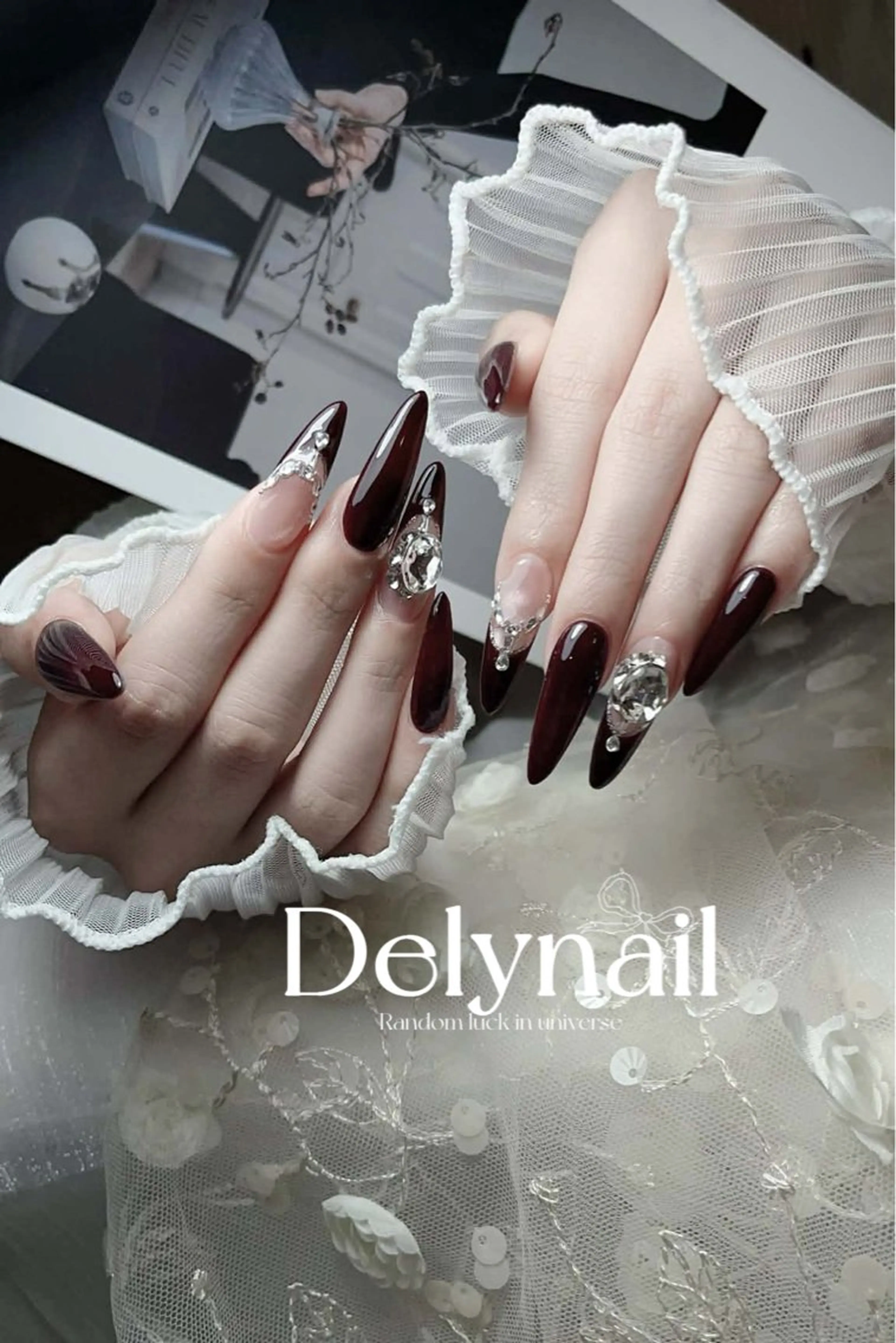 ロング Dely Nailのネイルデザイン