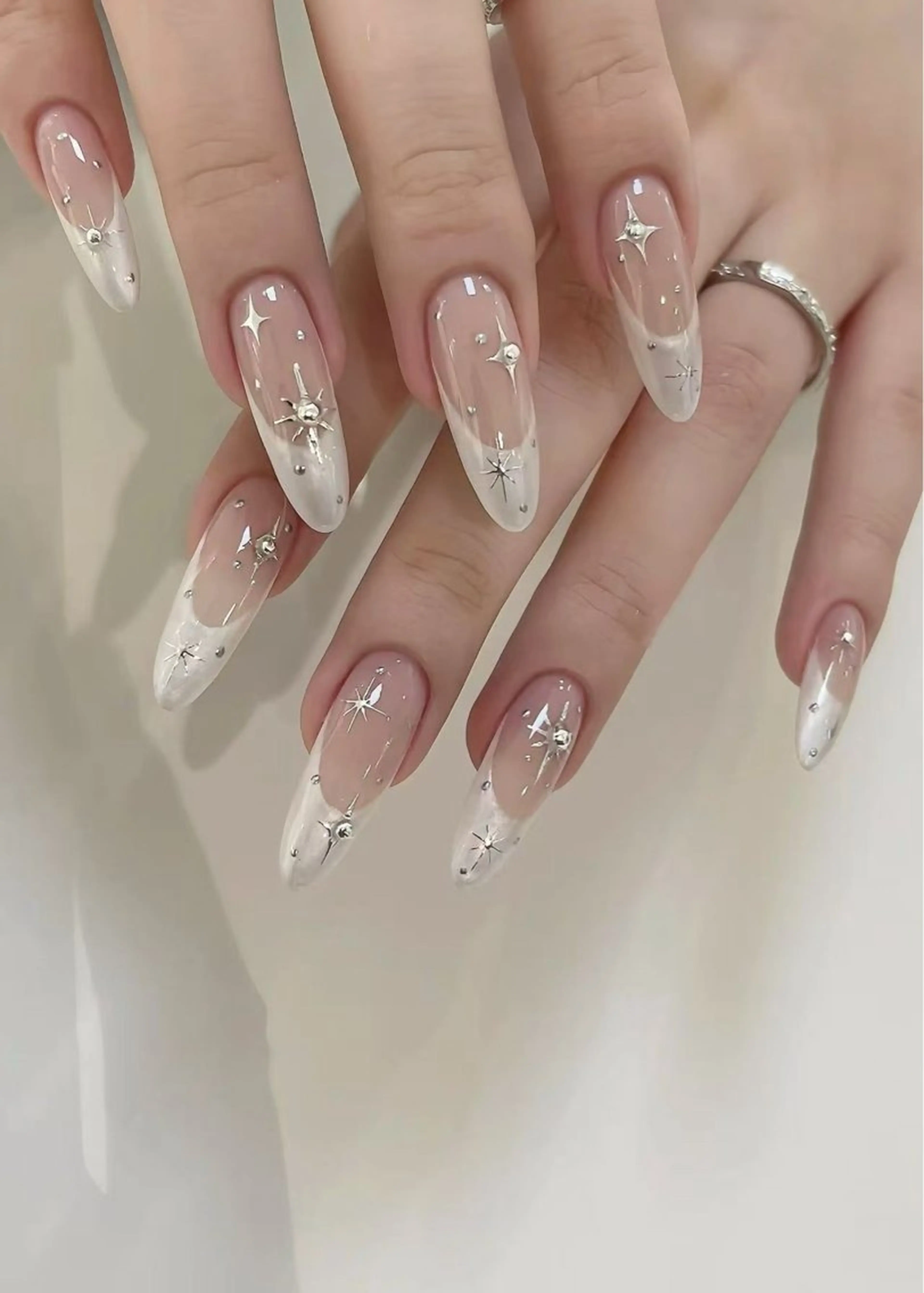 ネイル フラワーネイル フレンチネイル ジェルネイル ガラスフレンチ ハート ハンドネイル BabyYouMi nailのネイルデザイン