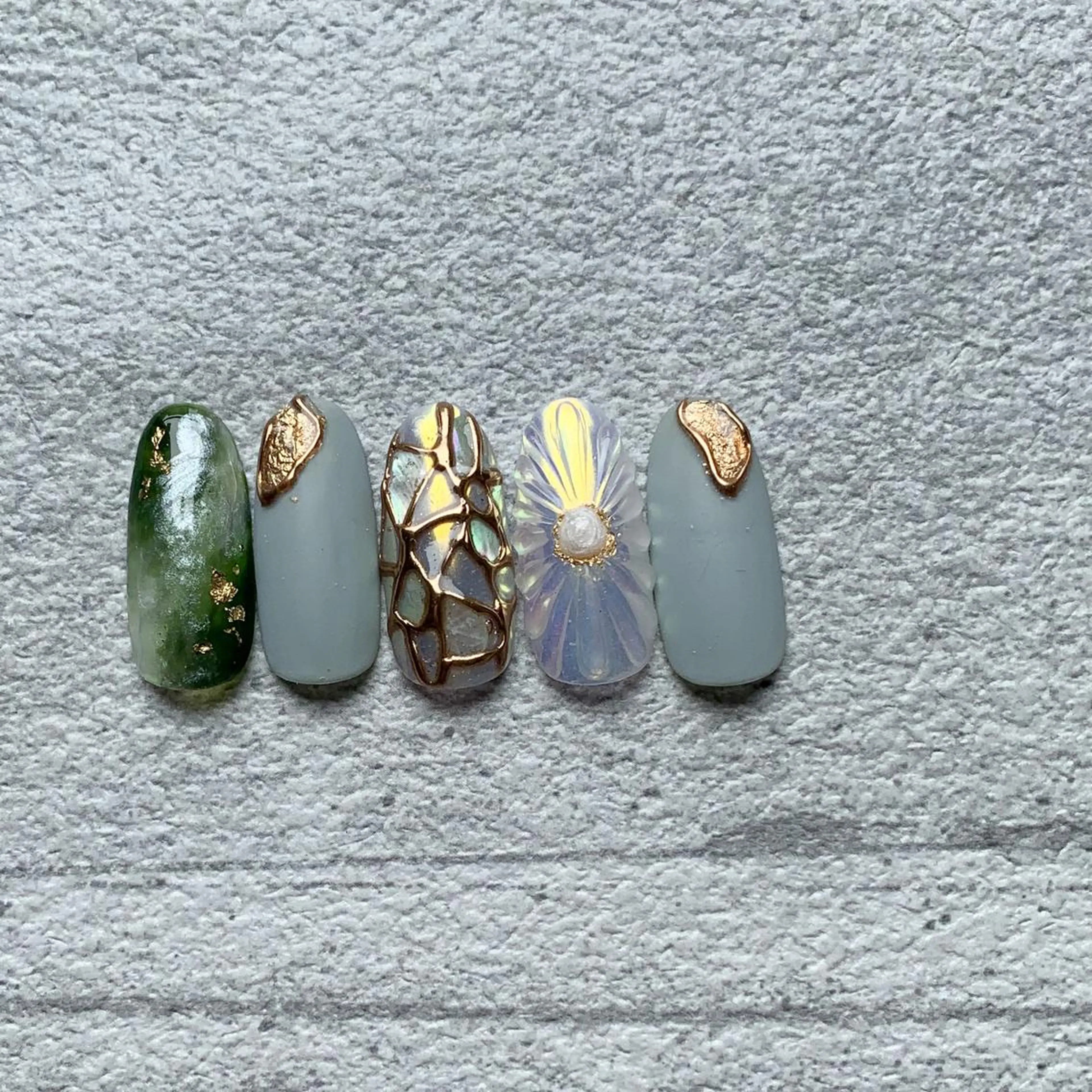 ネイル FIORITURA aiのネイルデザイン