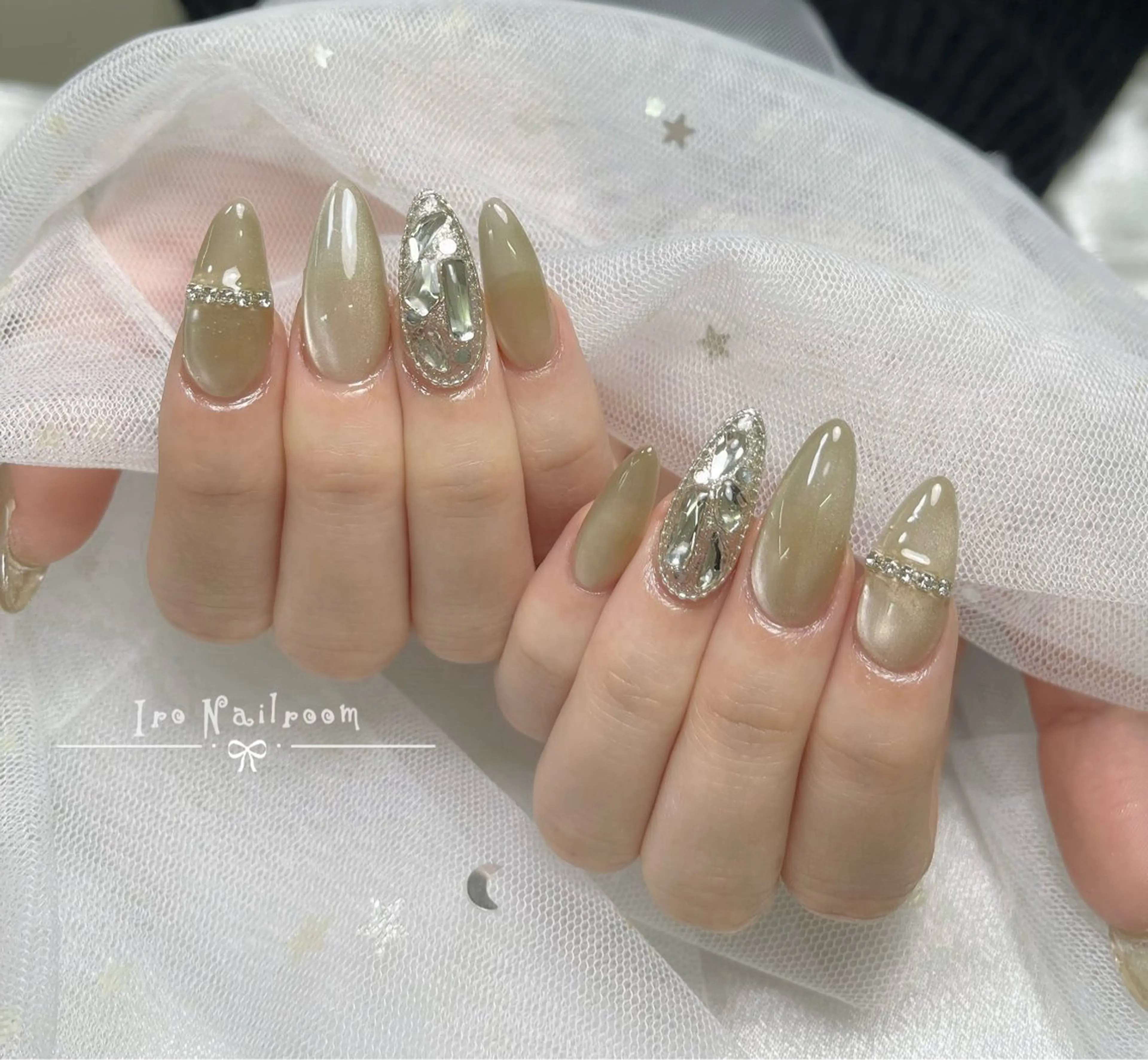 ネイル ハンドネイル IRO Nail Studioのネイルデザイン