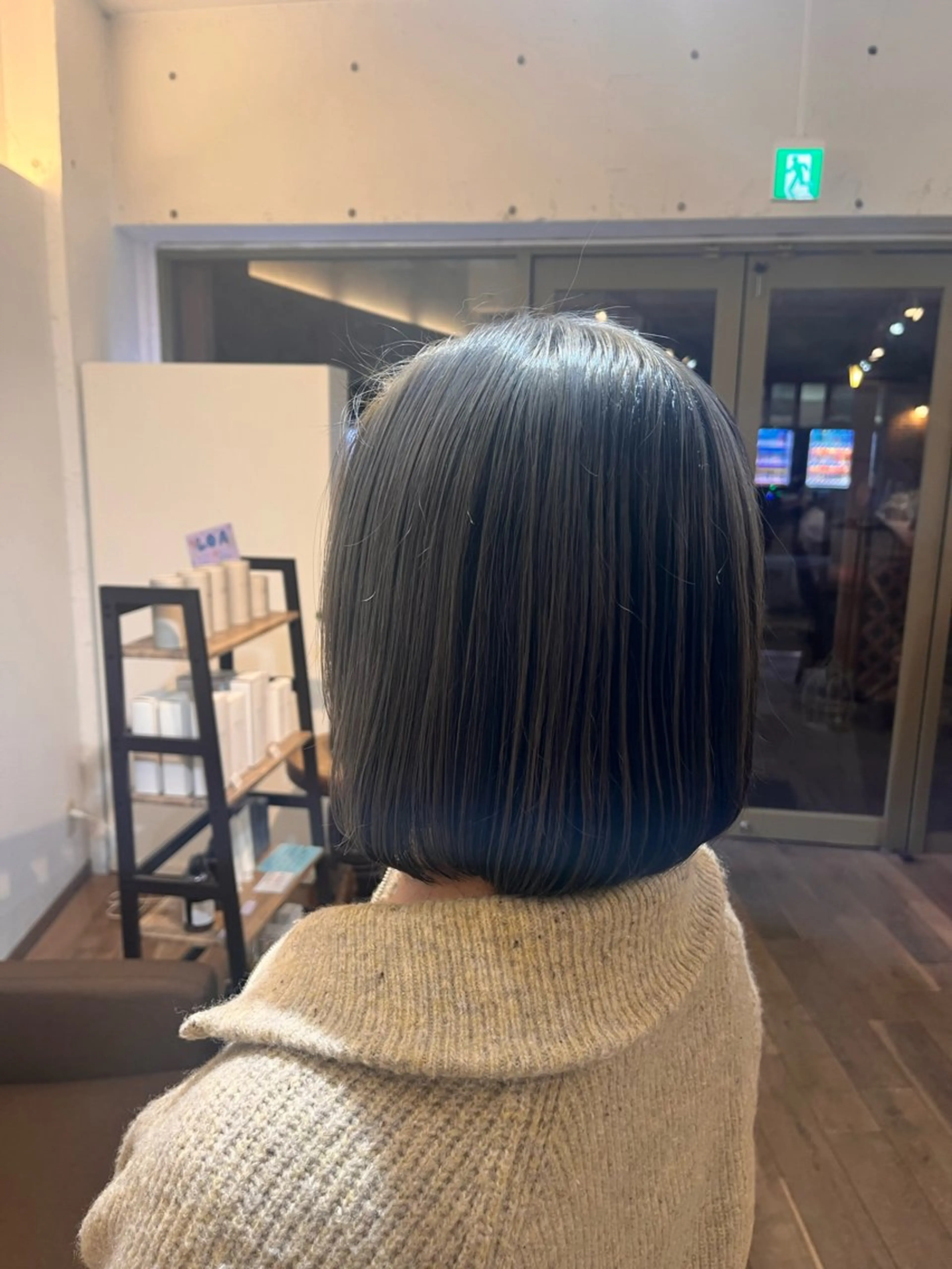 ミディアム ボブ カット 臺 佳連のヘアスタイル