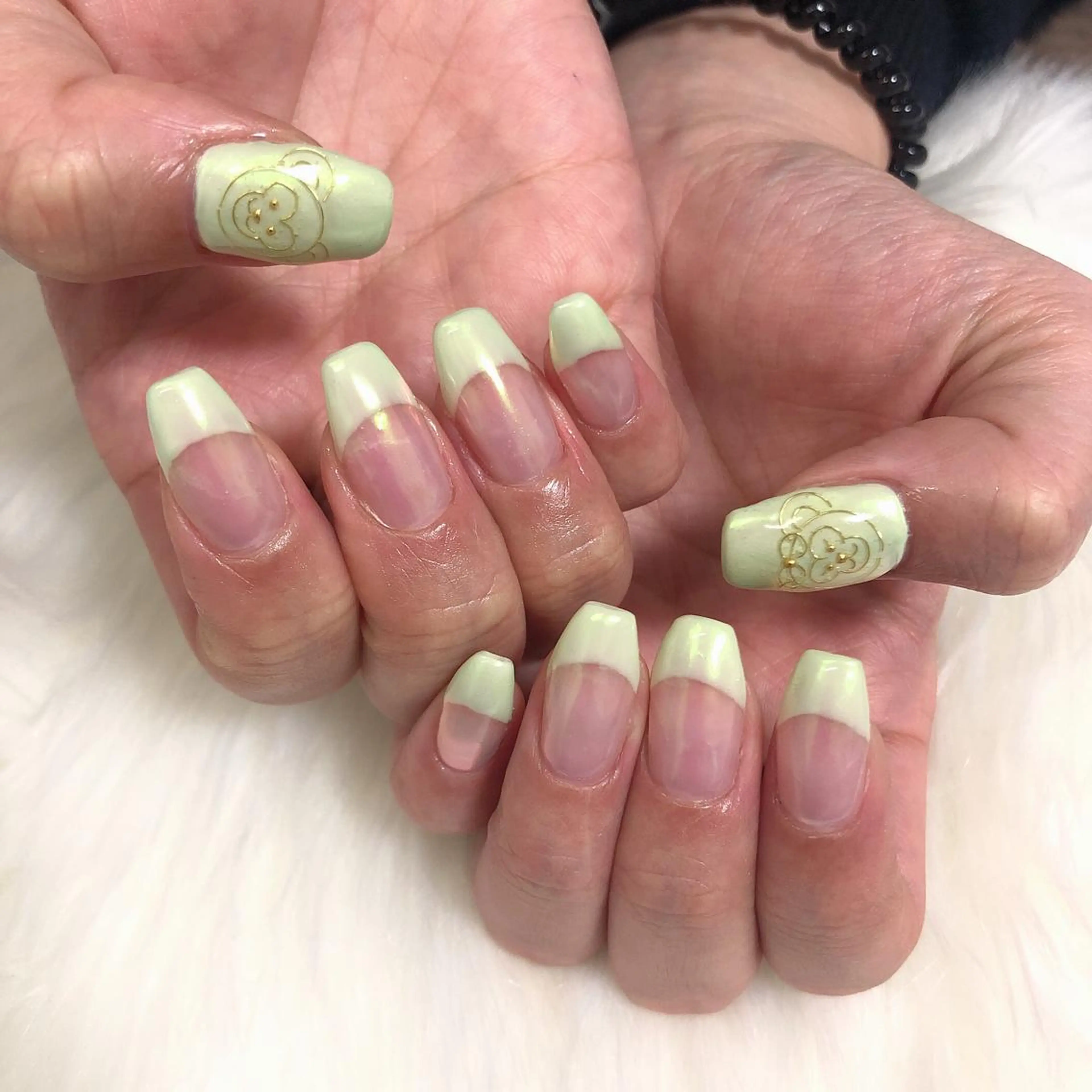 ネイル 西岡 杏のネイルデザイン