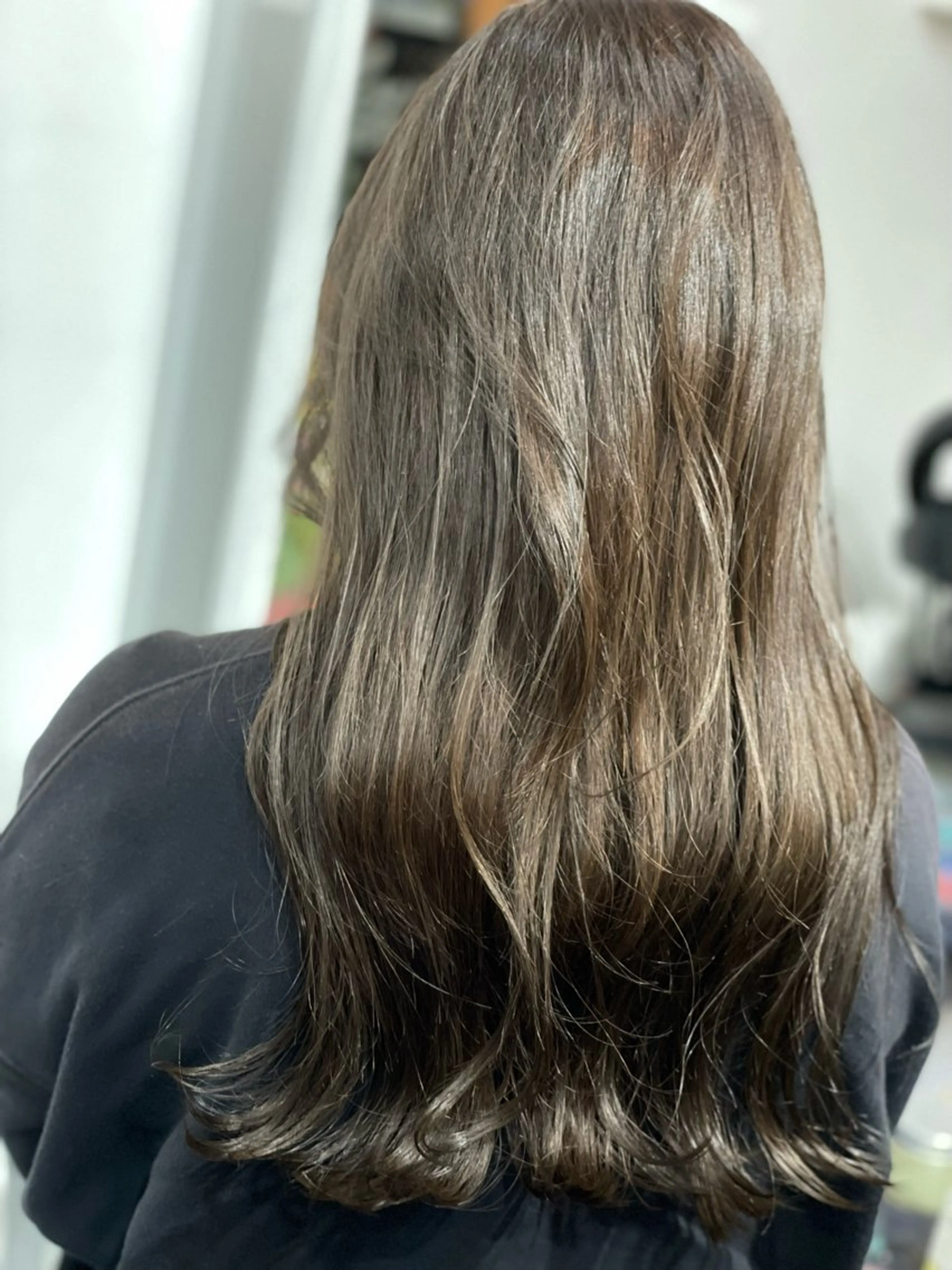 ロング カラー グレージュ Snaly カラー特化ページのヘアスタイル