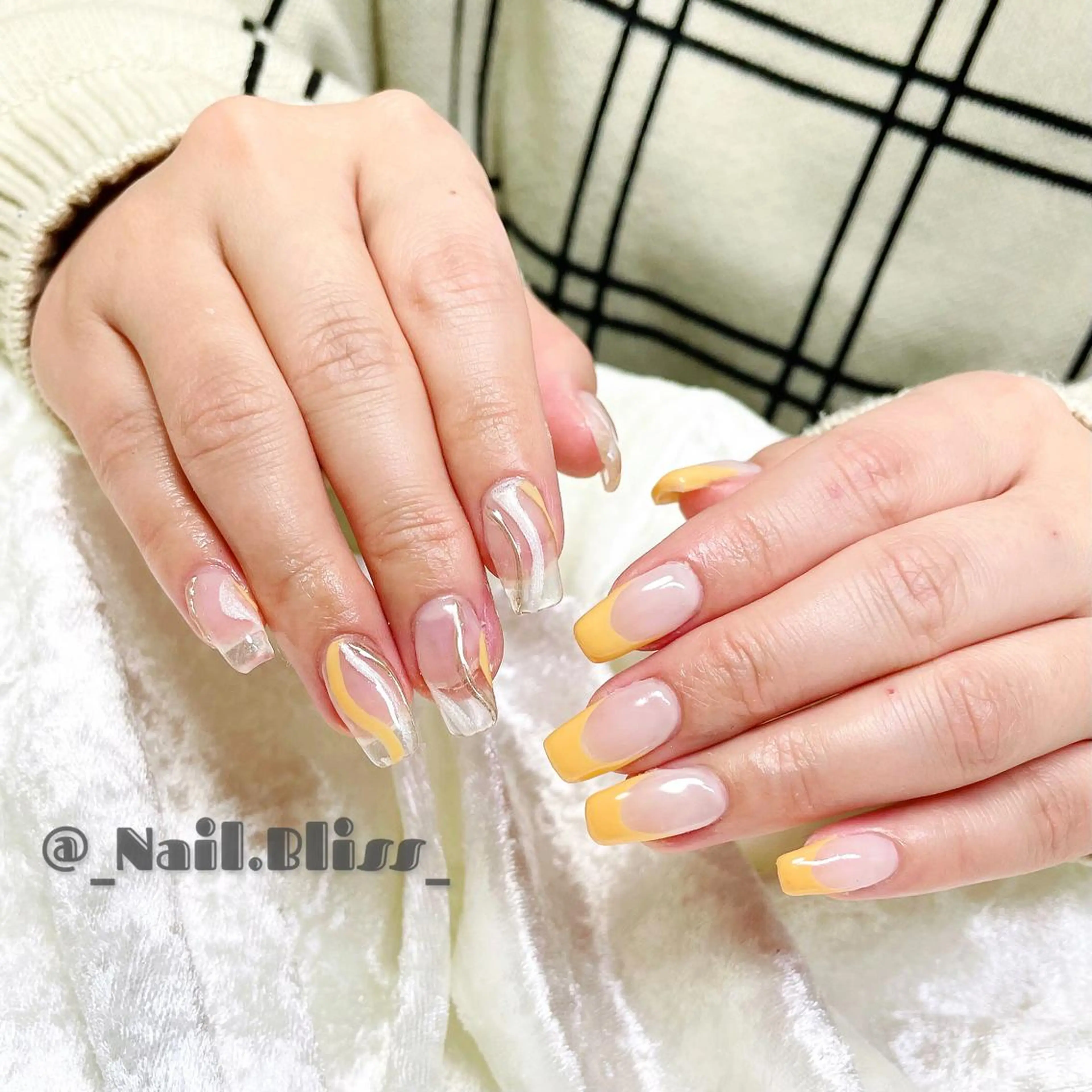 ネイル クリアネイル フレンチネイル ハンドネイル NAIL BLISSのネイルデザイン