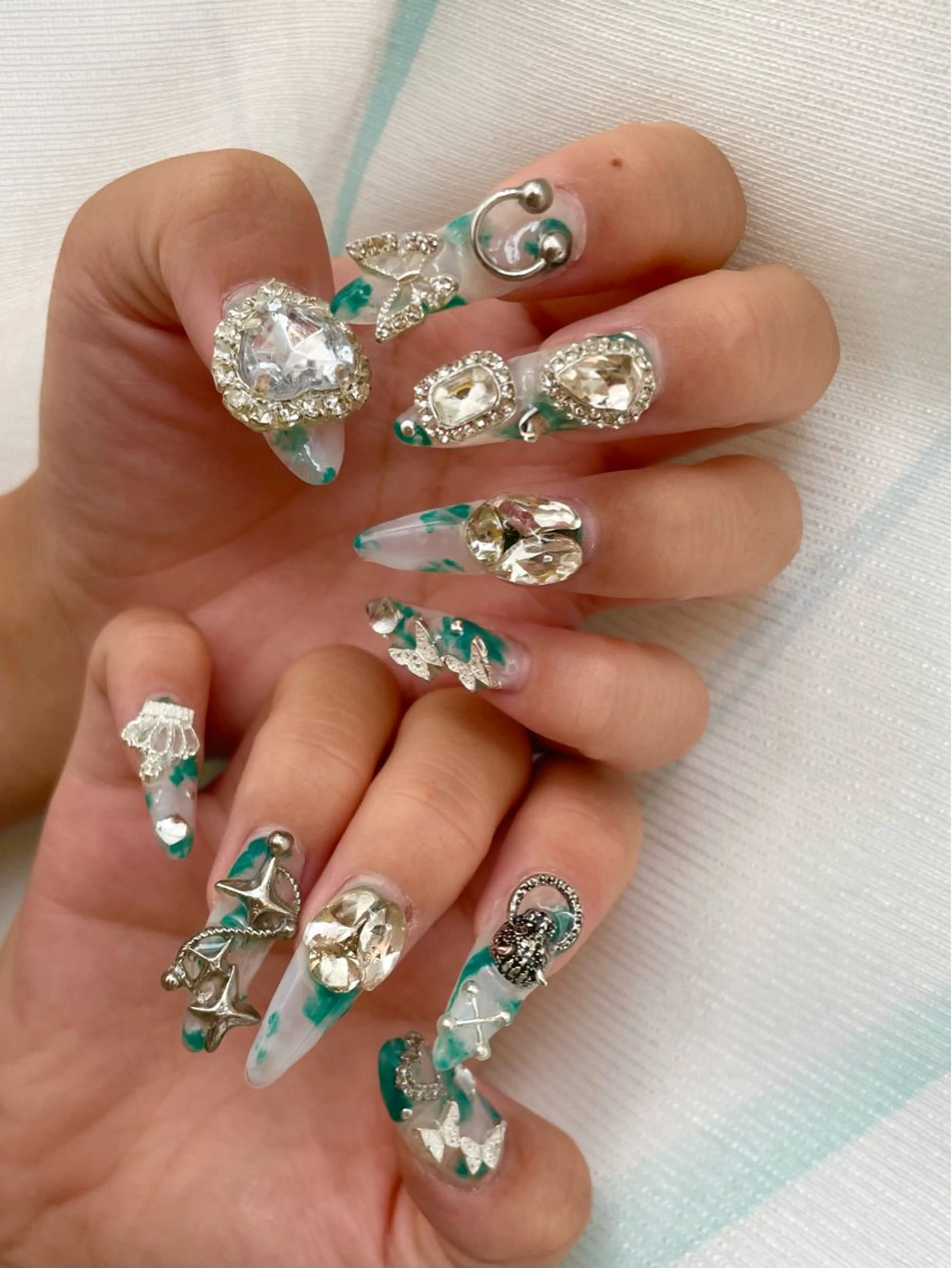 ネイル adorable 〈Kurumi〉のネイルデザイン