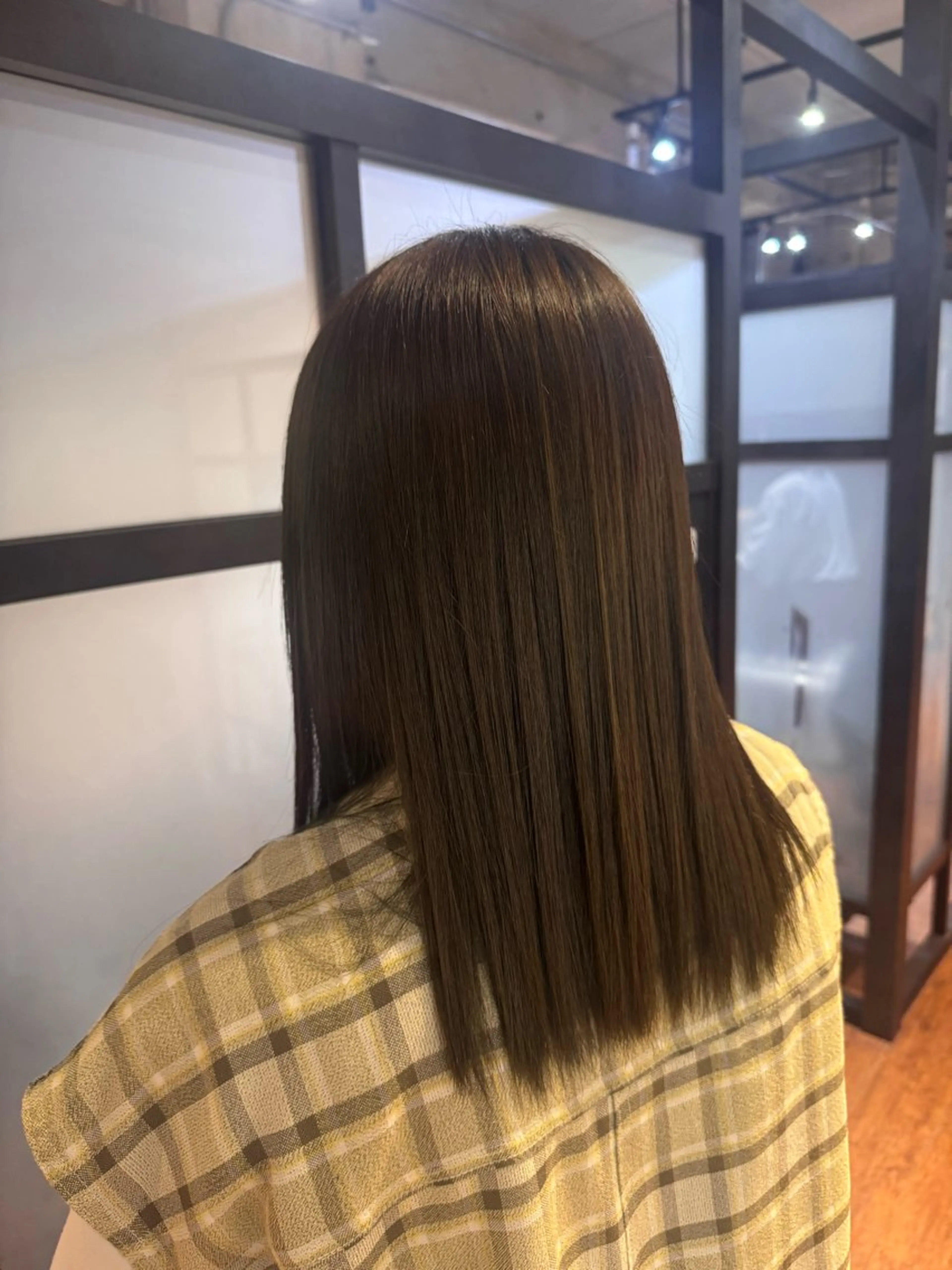 セミロング カット 縮毛矯正 sora/ 暖色カラー🌷のヘアスタイル