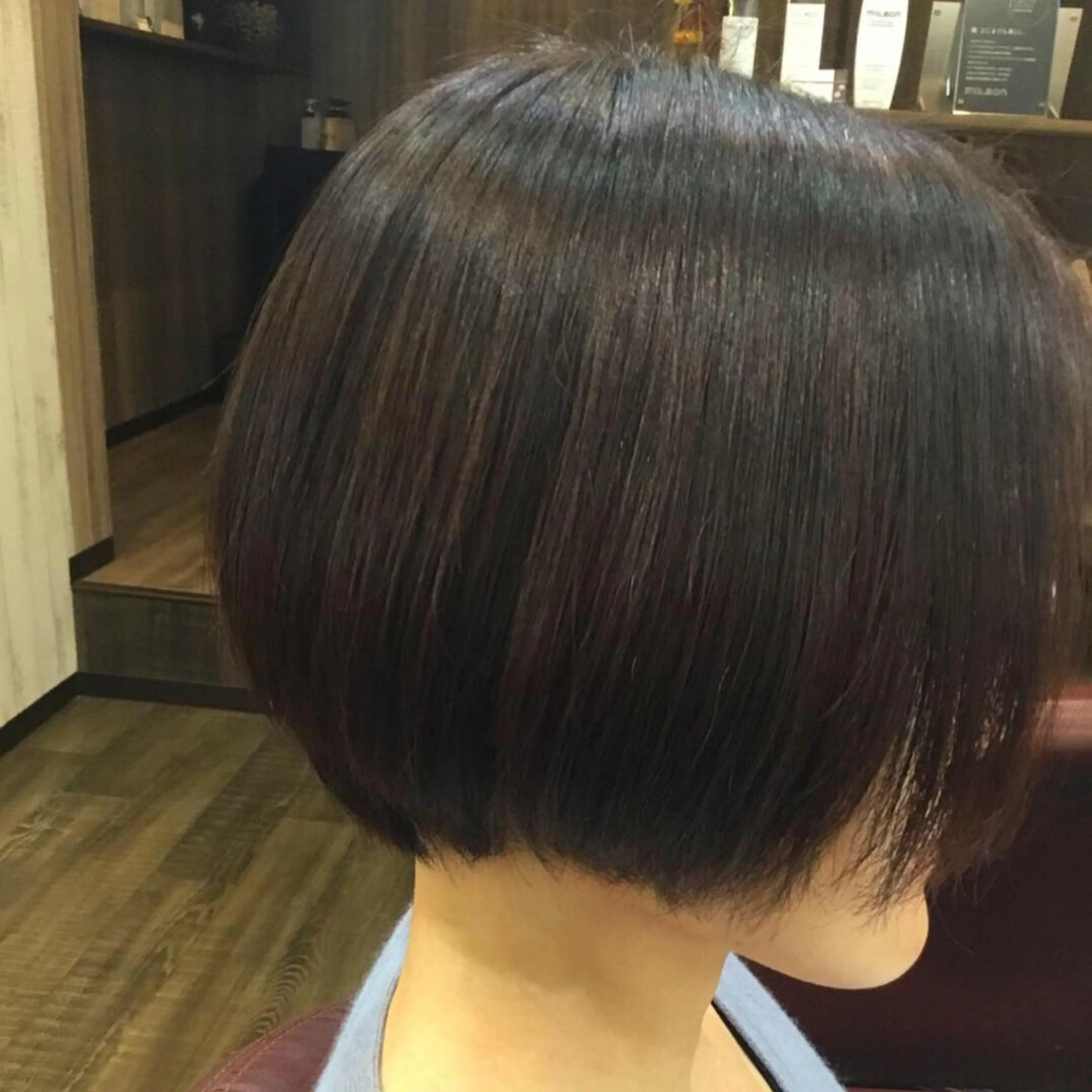 ショート カラー パーマ 金崎 新吾のヘアスタイル