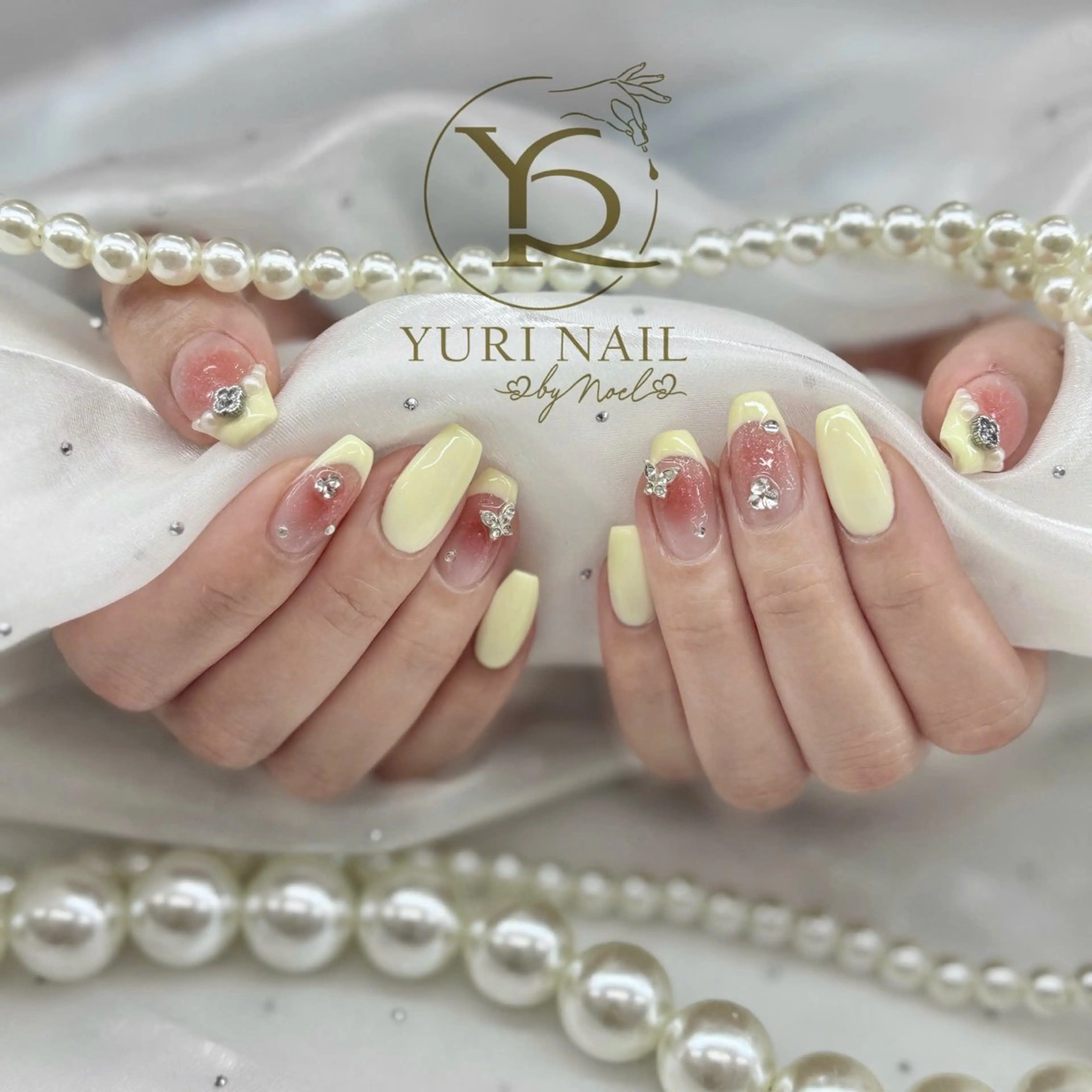 ネイル ハンドネイル フットネイル ハンドケア YURI Nail NARITAのネイルデザイン