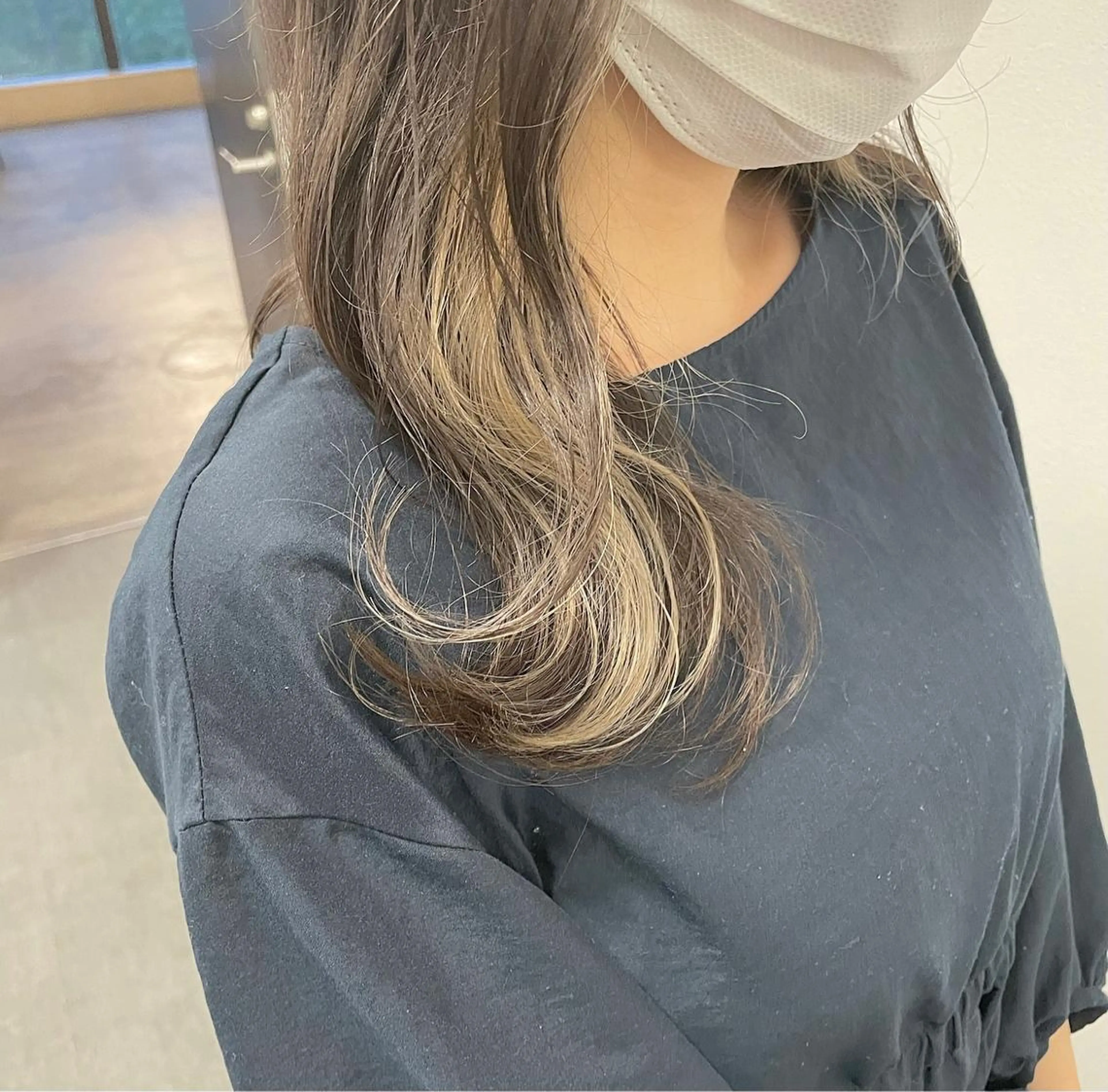 セミロング カラー GPIP 近藤沙樹のヘアスタイル