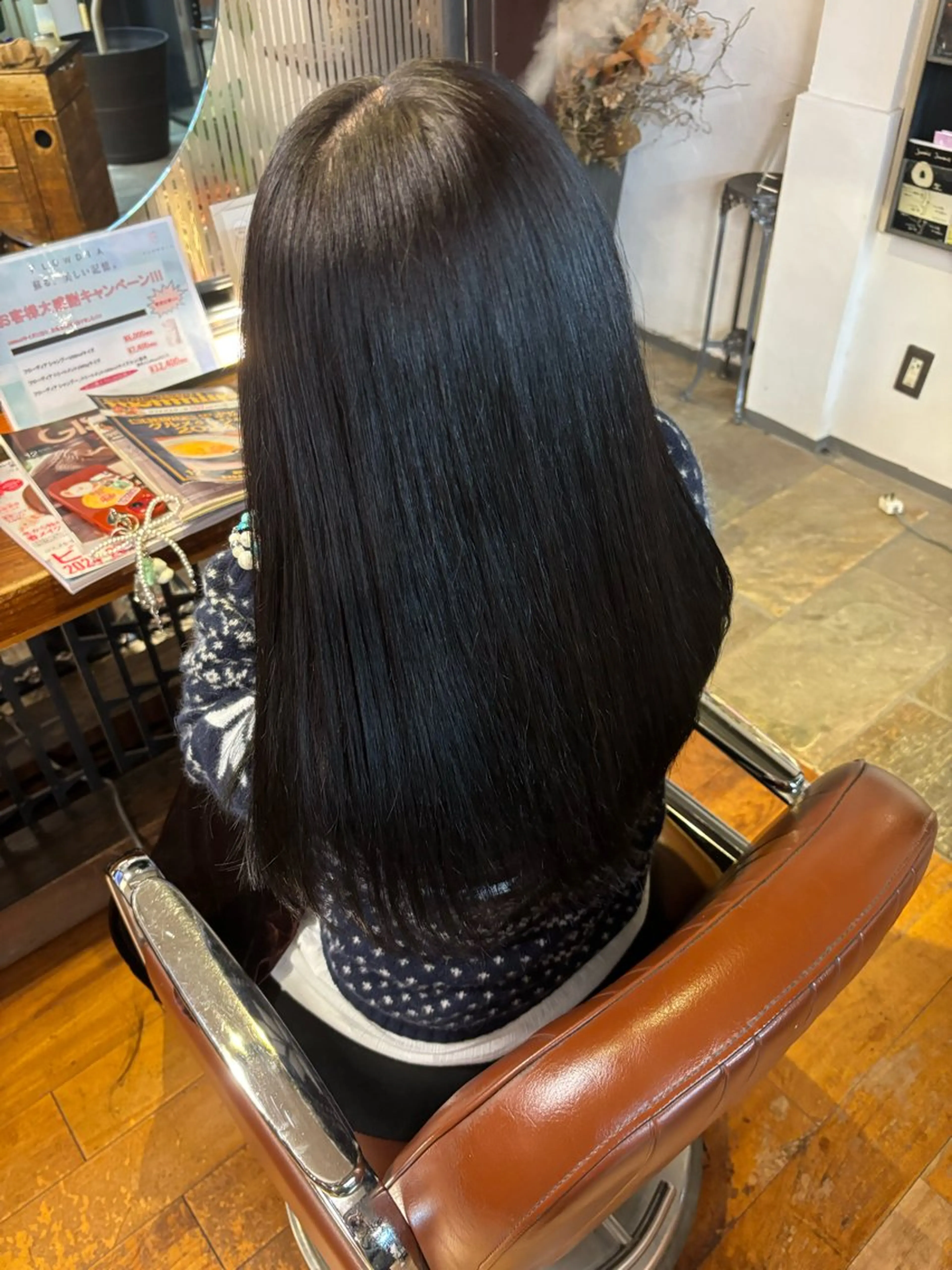 ロング カラー 黒髪 ブルーカラー ブルーブラック 韓国風ヘア ヘアカラー NAGONSTYLE 田村　莉生のヘアスタイル