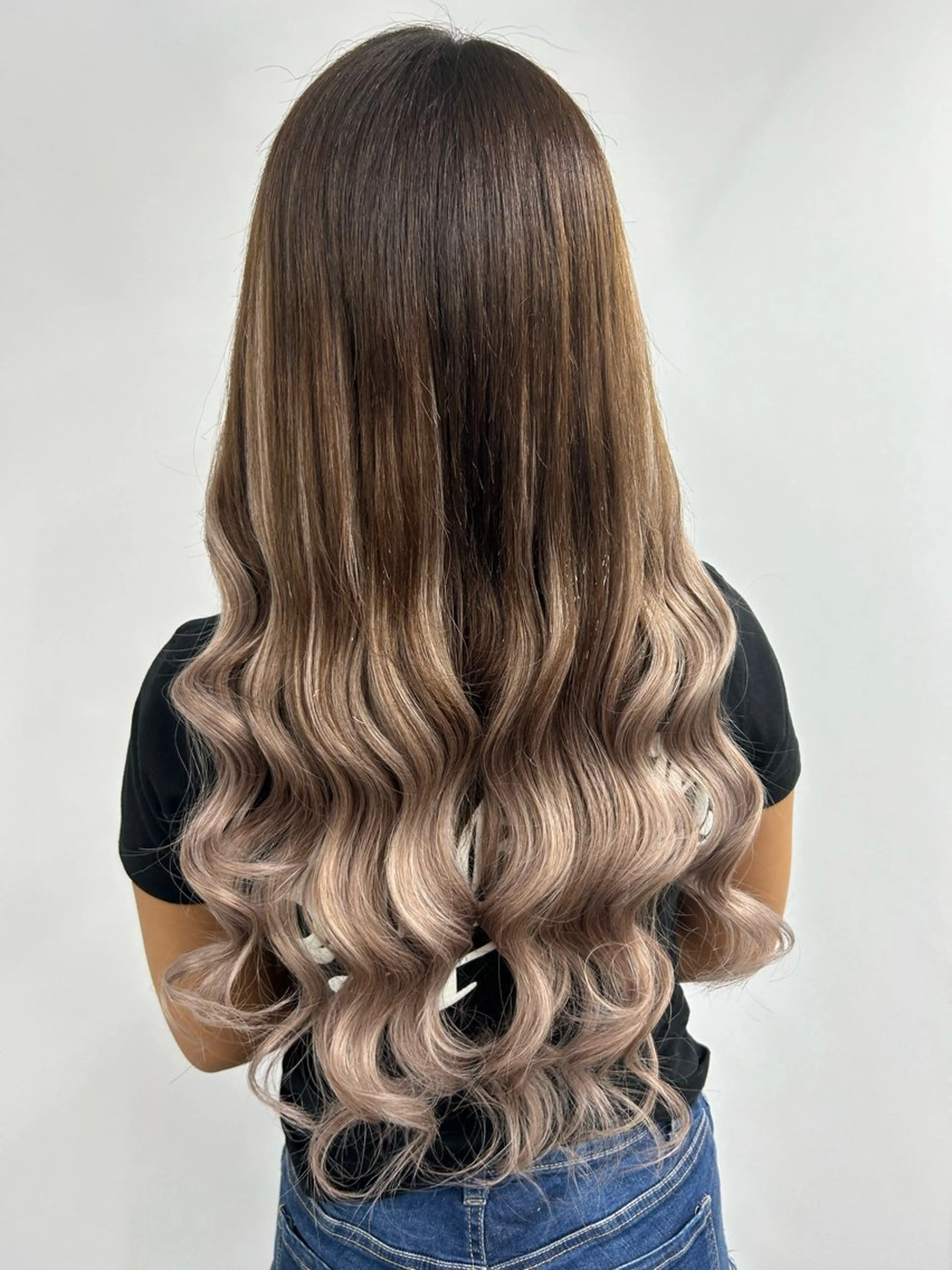 ロング カラー シールエクステ バレイヤージュ ハイライトカラー ボブ エクステ カット ヘアカラー トリートメント エクステ ヘアセット レイヤー/エクステ alpha下妻のヘアスタイル