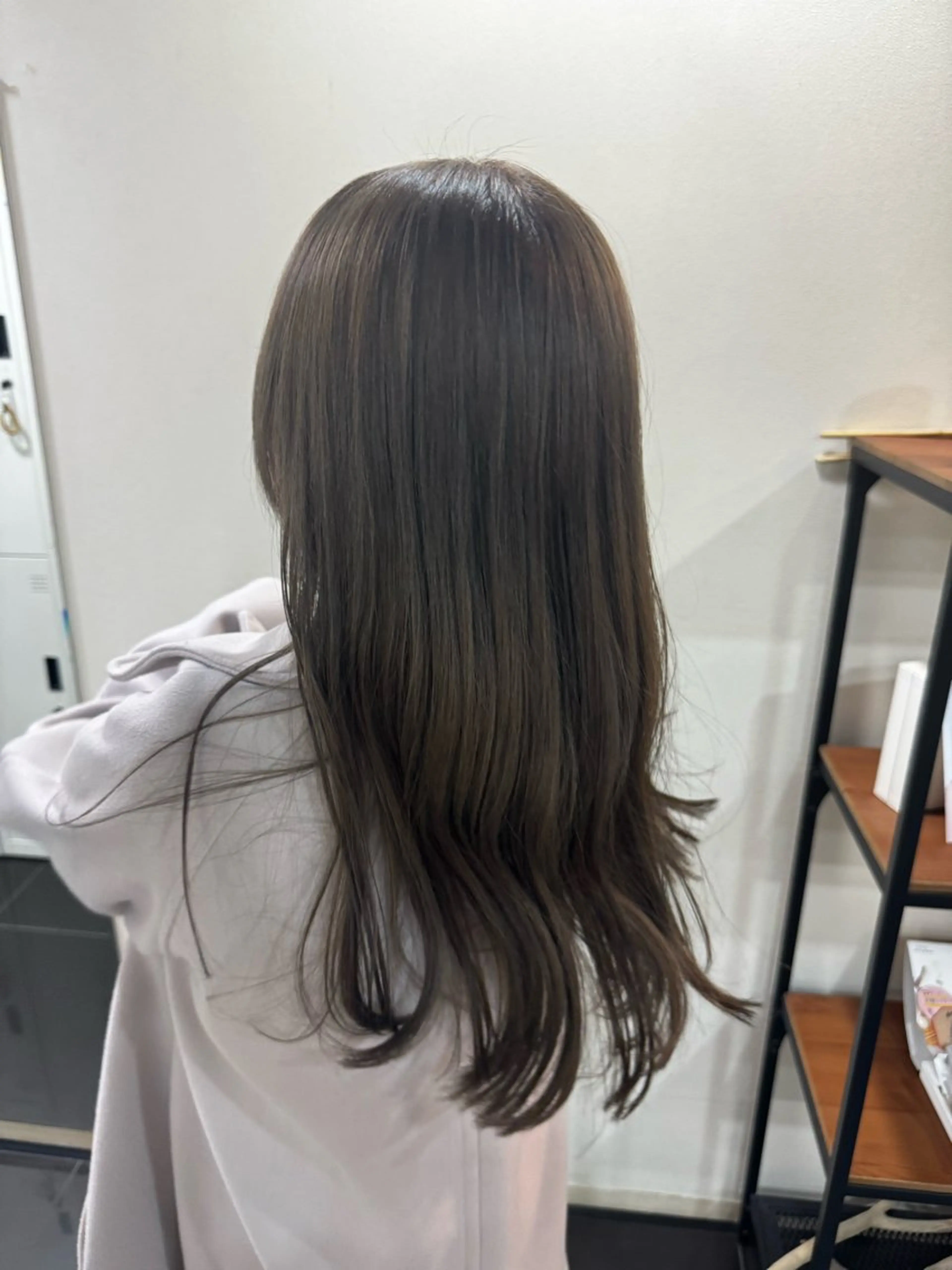 ロング ダブルカラーベージュ カラー/tuburaのヘアスタイル