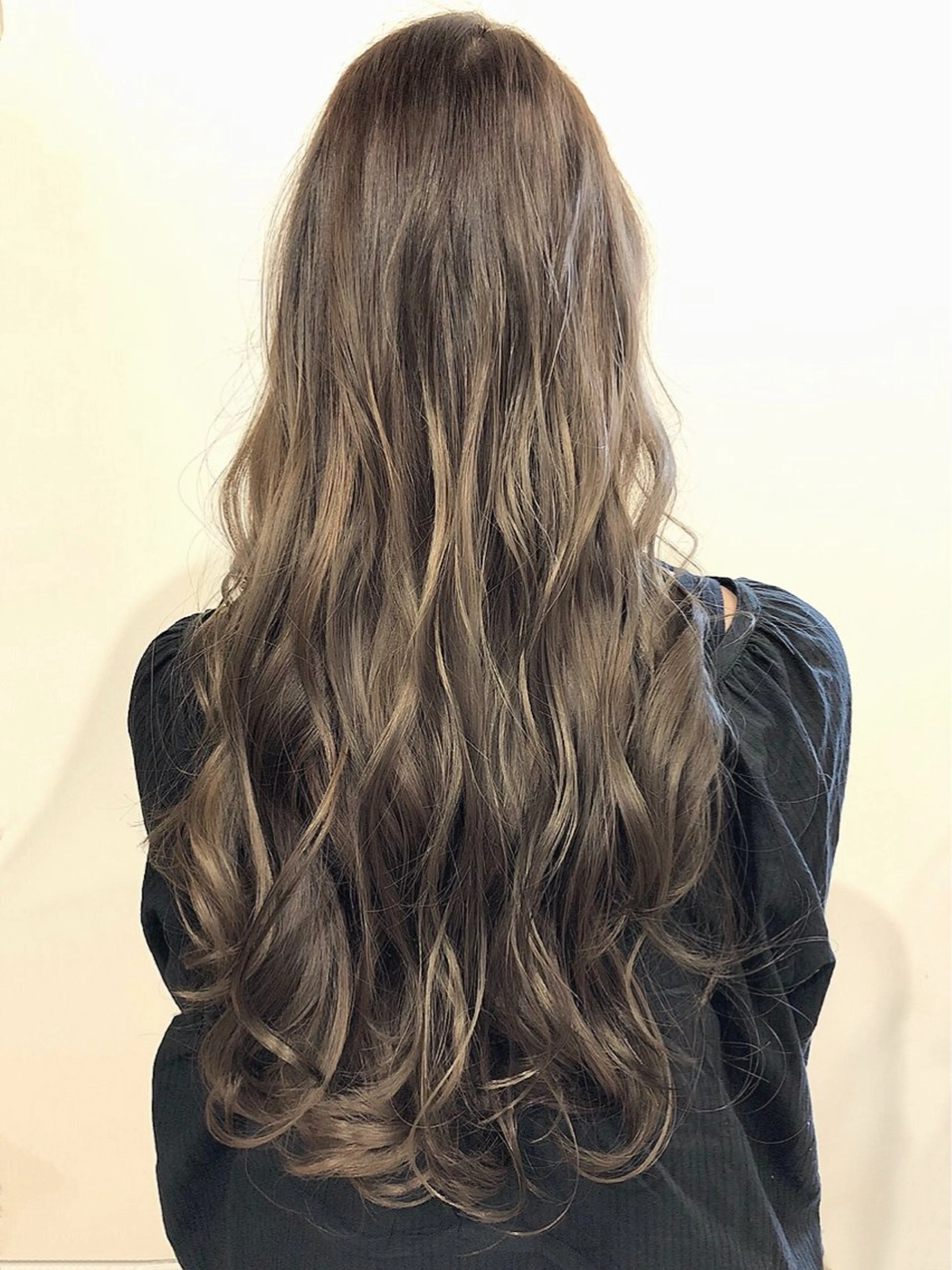 ロング カラー 透明感カラー グレージュ カット ヘアカラー トリートメント イメチェン☆丁寧接客 田中 優貴のヘアスタイル