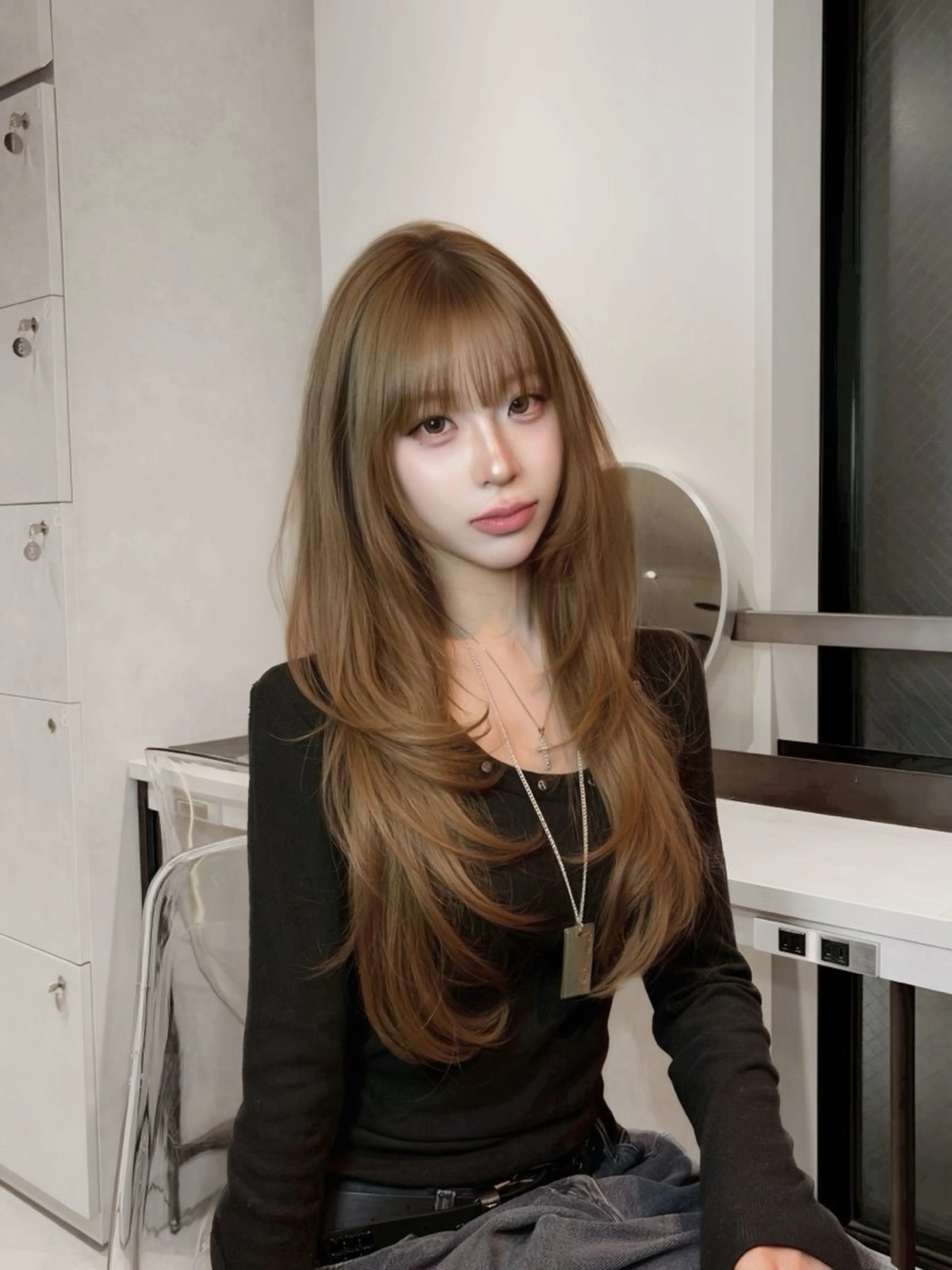ロング ハッシュカット ハイレイヤー レイヤーカット 吉村 駿佑のヘアスタイル