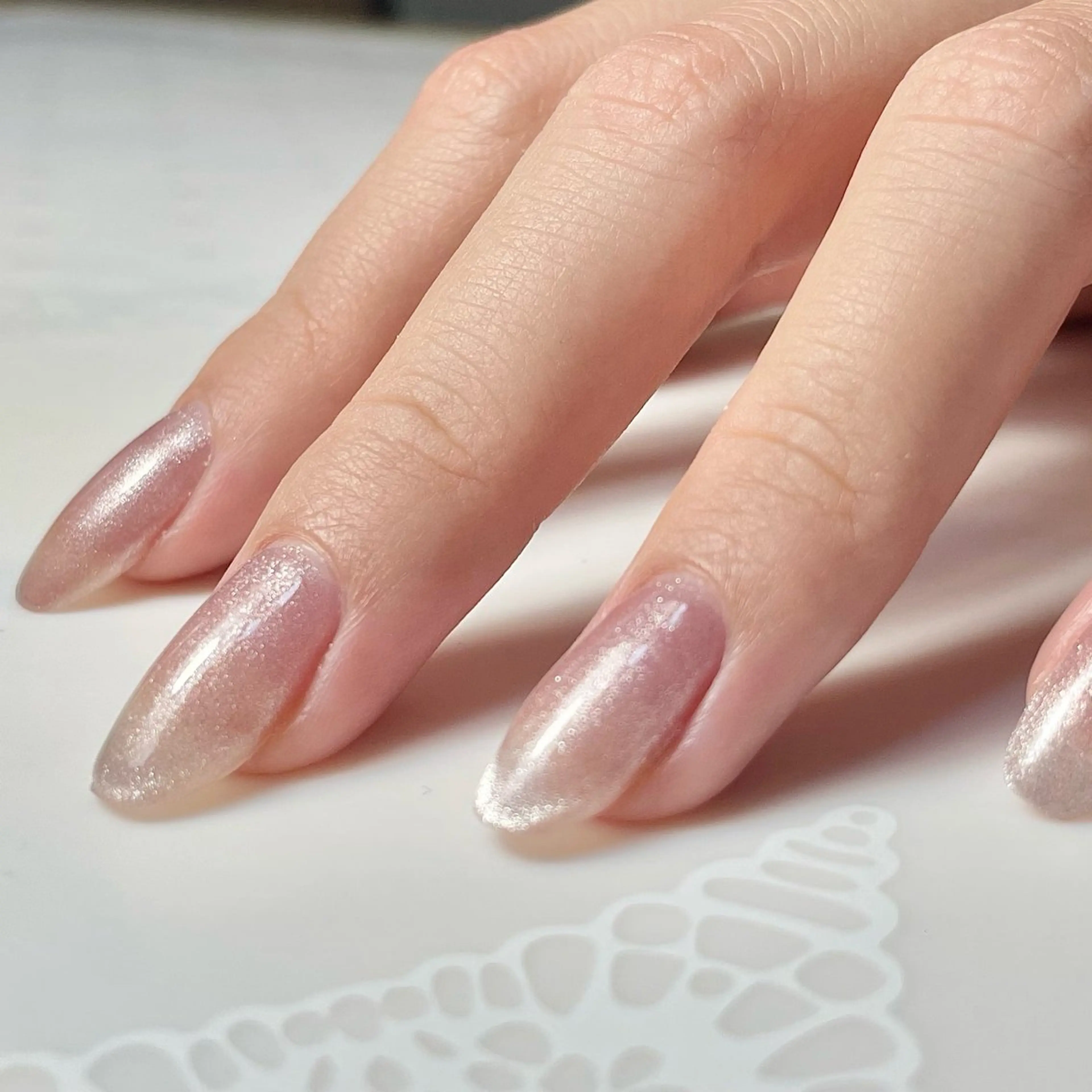 ネイル フレンチネイル キラキラネイル マグネットネイル えみ HaniOhanaのネイルデザイン