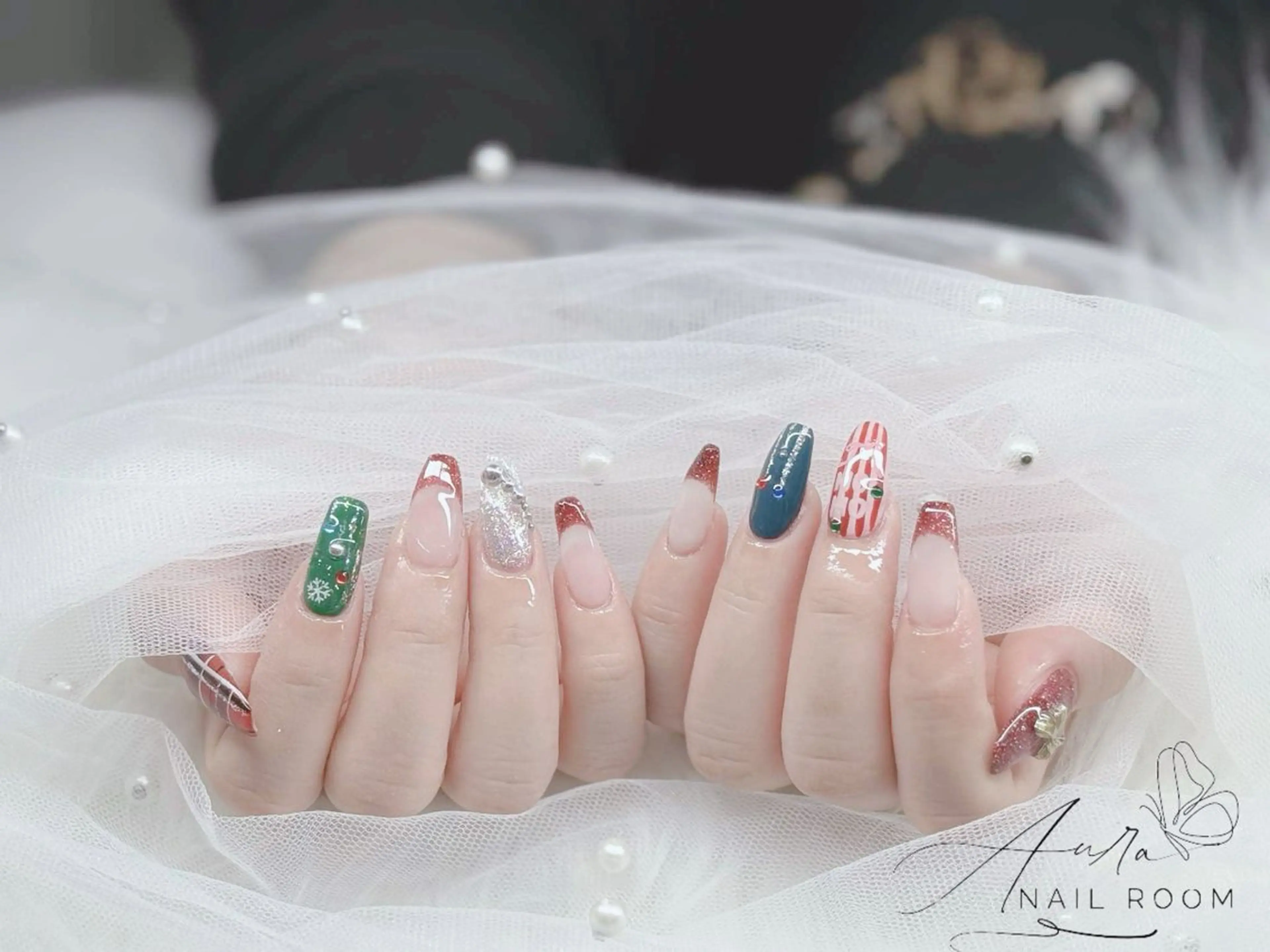 ネイル 持ち込み Aura Nail Roomのネイルデザイン
