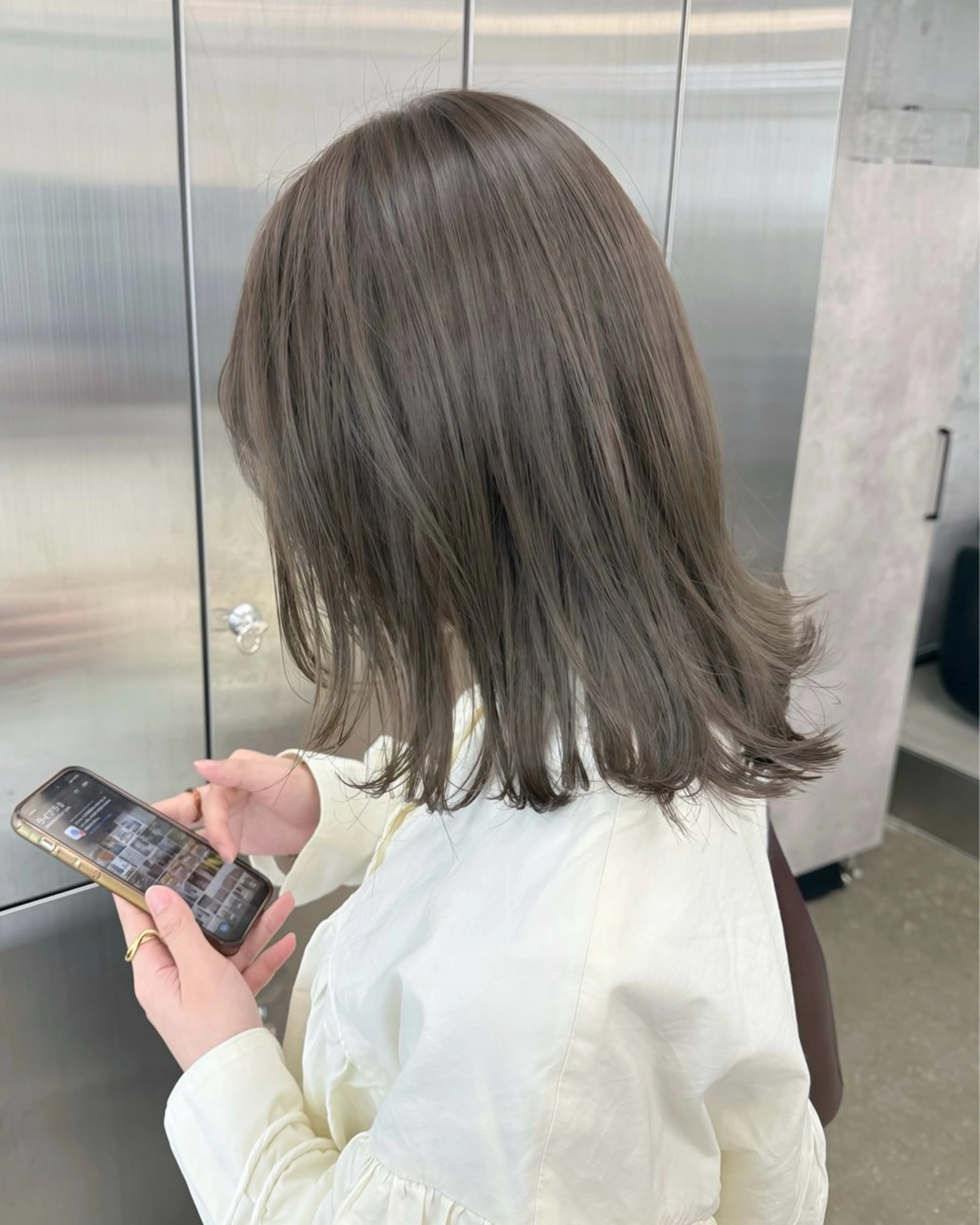 ミディアム カラー 透明感カラー グレージュ オリーブグレージュ オリーブグレー カット ヘアカラー トリートメント 高橋大樹/グレージュ 透明感/髪質改善のヘアスタイル