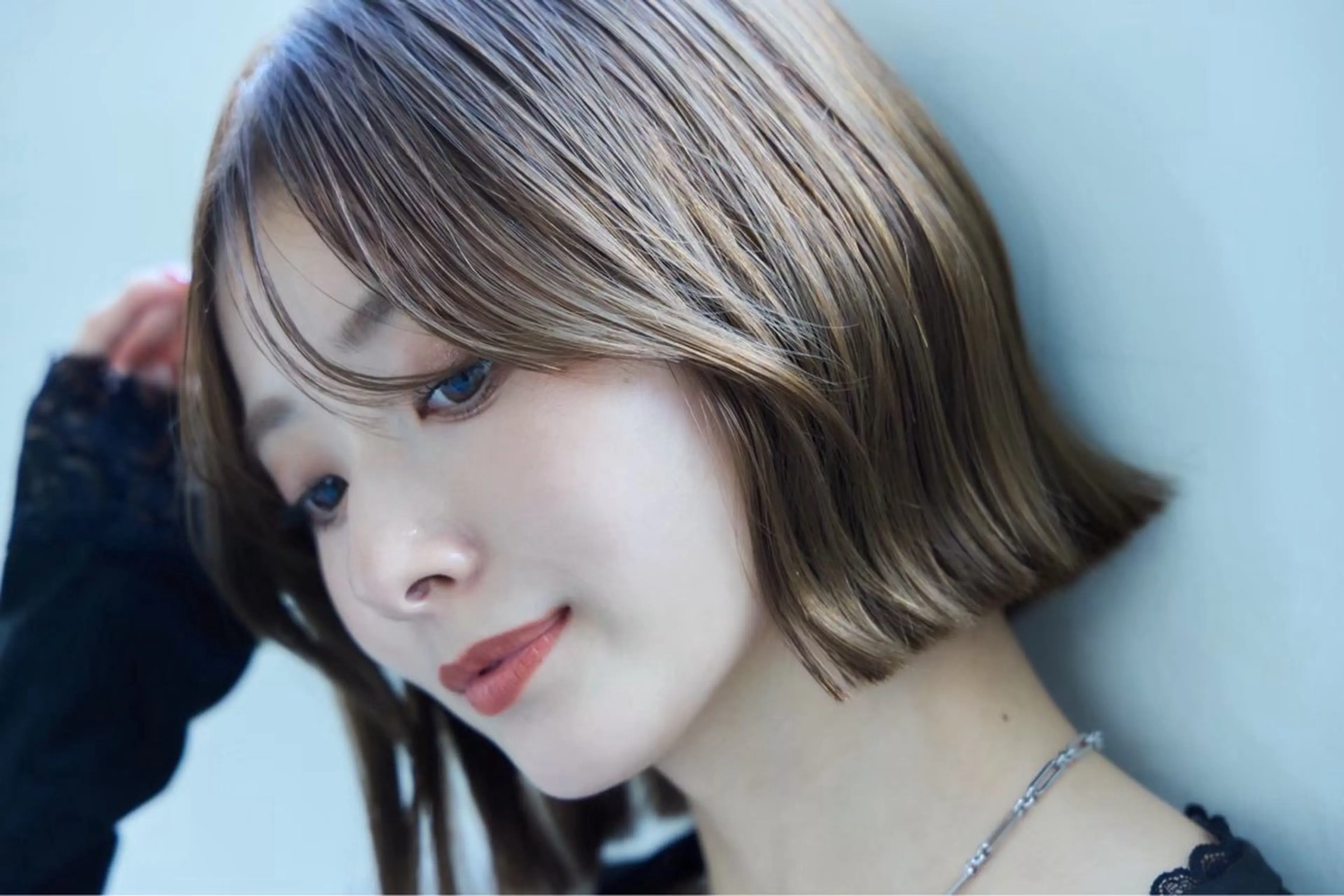 ショート ボブ 暖色カラー🔥 栗俣嵐のヘアスタイル