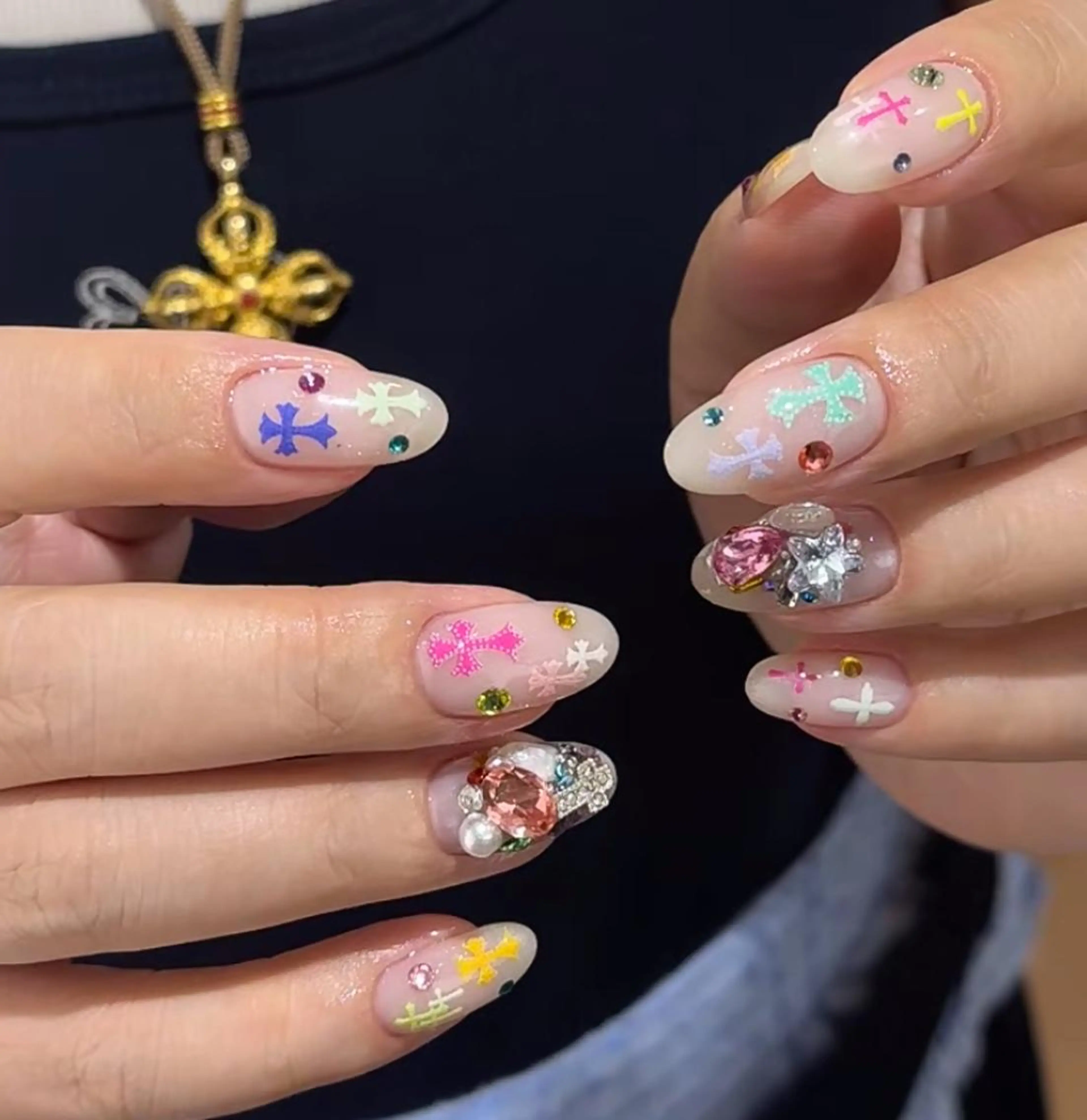 ネイル ハンドネイル エリ🫧 nail池袋東口のネイルデザイン