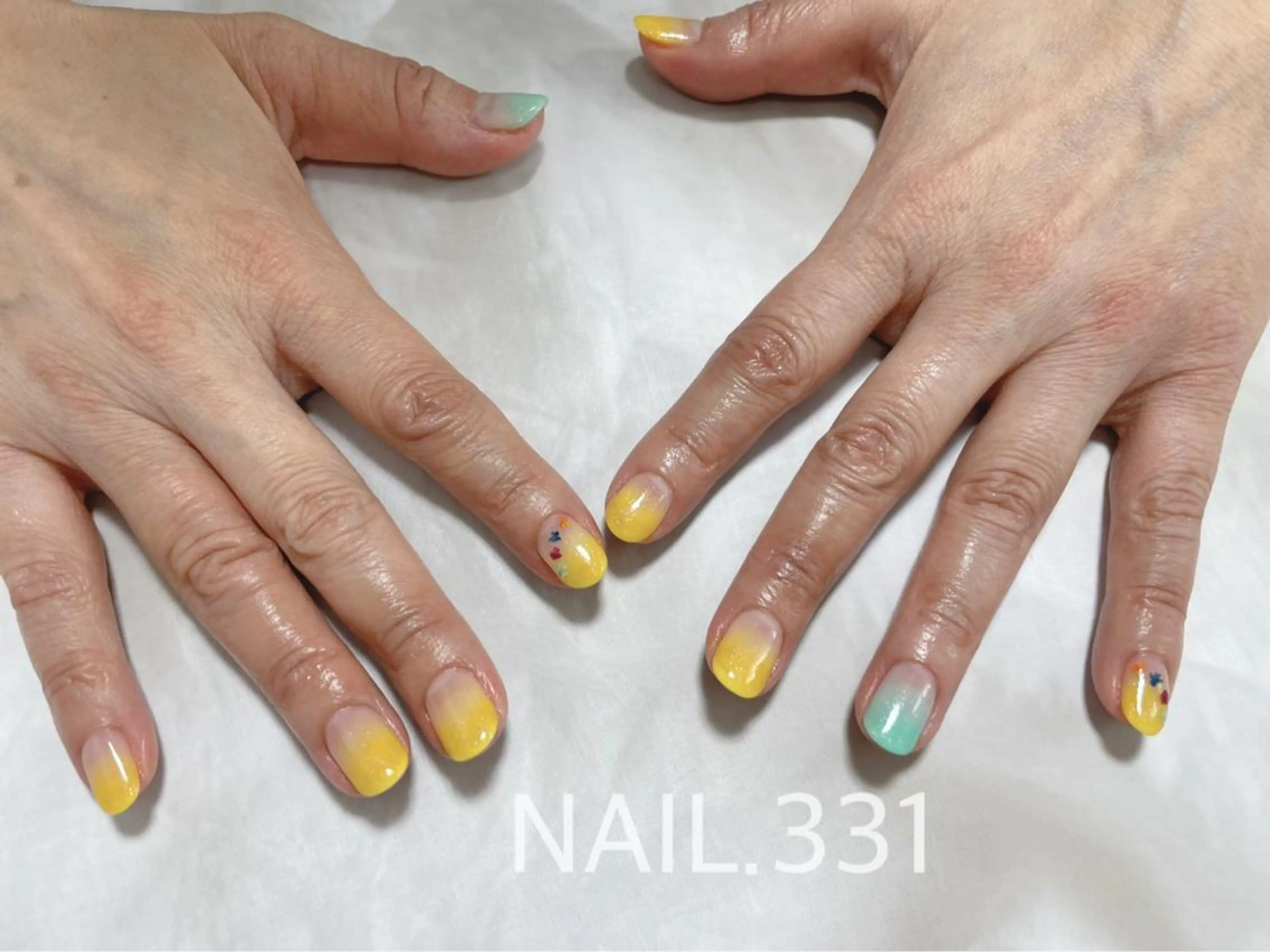 ネイル Nail 331のネイルデザイン