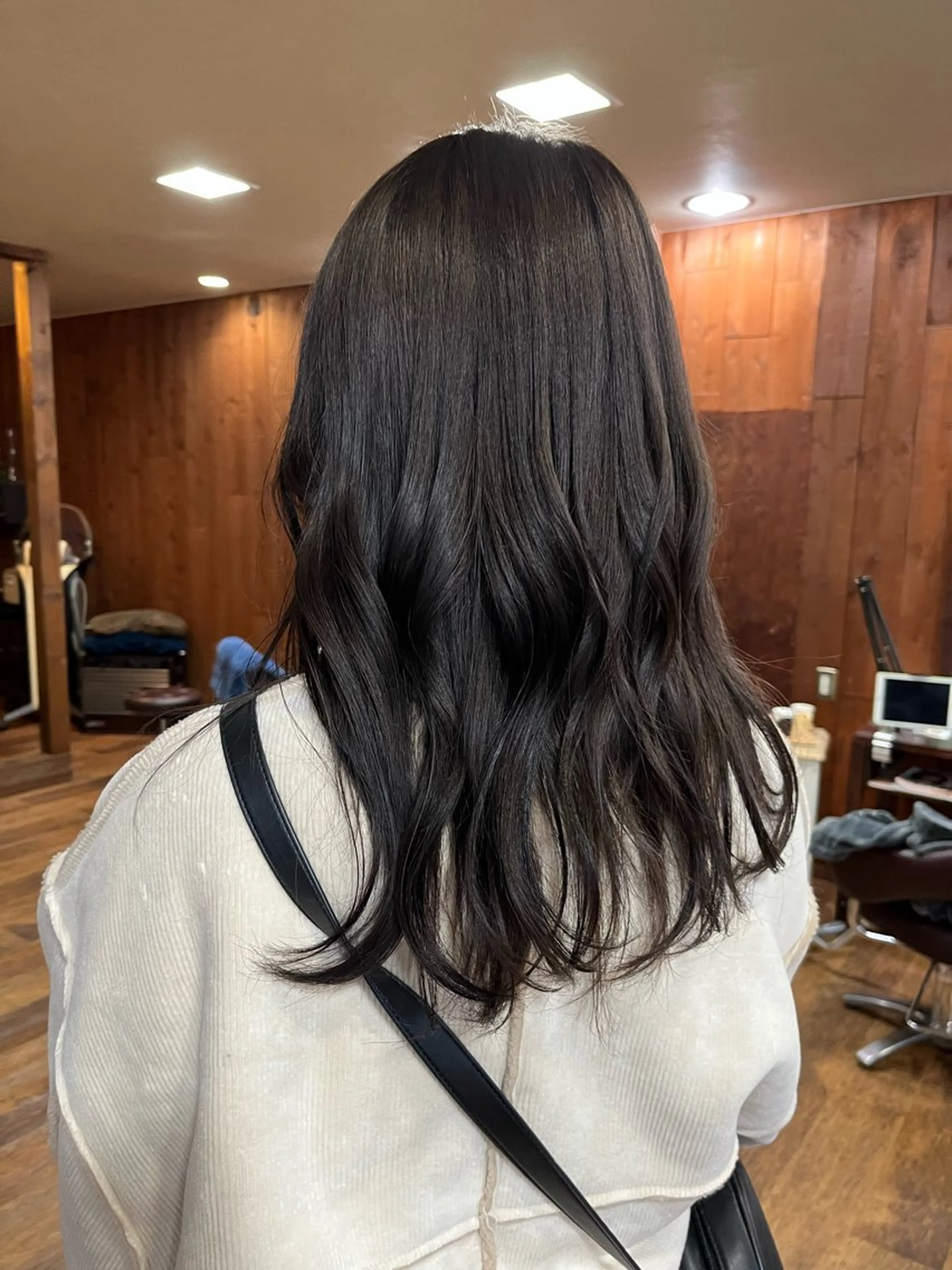 ミディアム 立野 希沙のヘアスタイル