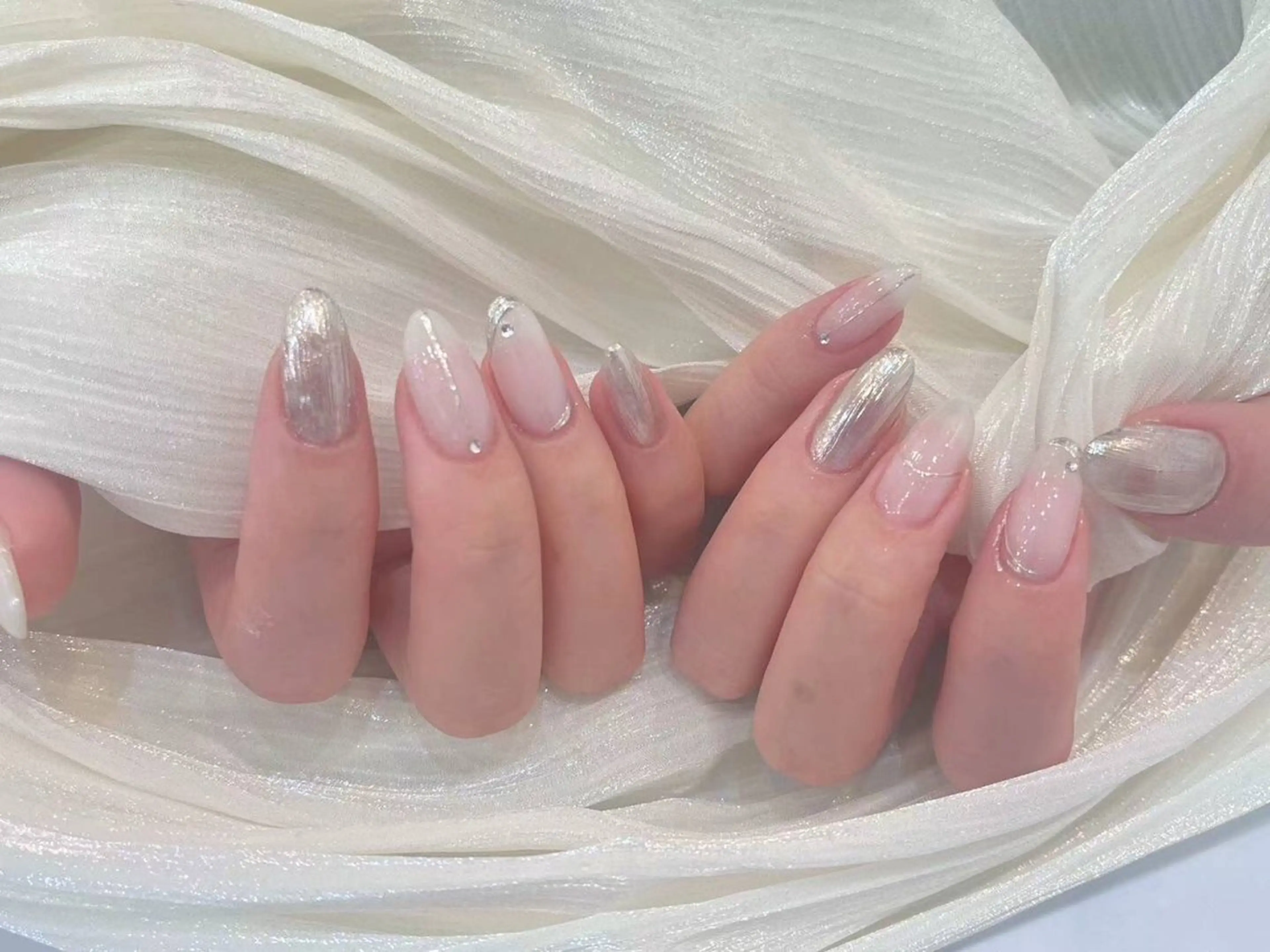 ネイル アートネイル フラワーネイル フットネイル ジェルネイル マグネットネイル Babarla　Nail　Salon所属・babarla Nailのネイルデザイン