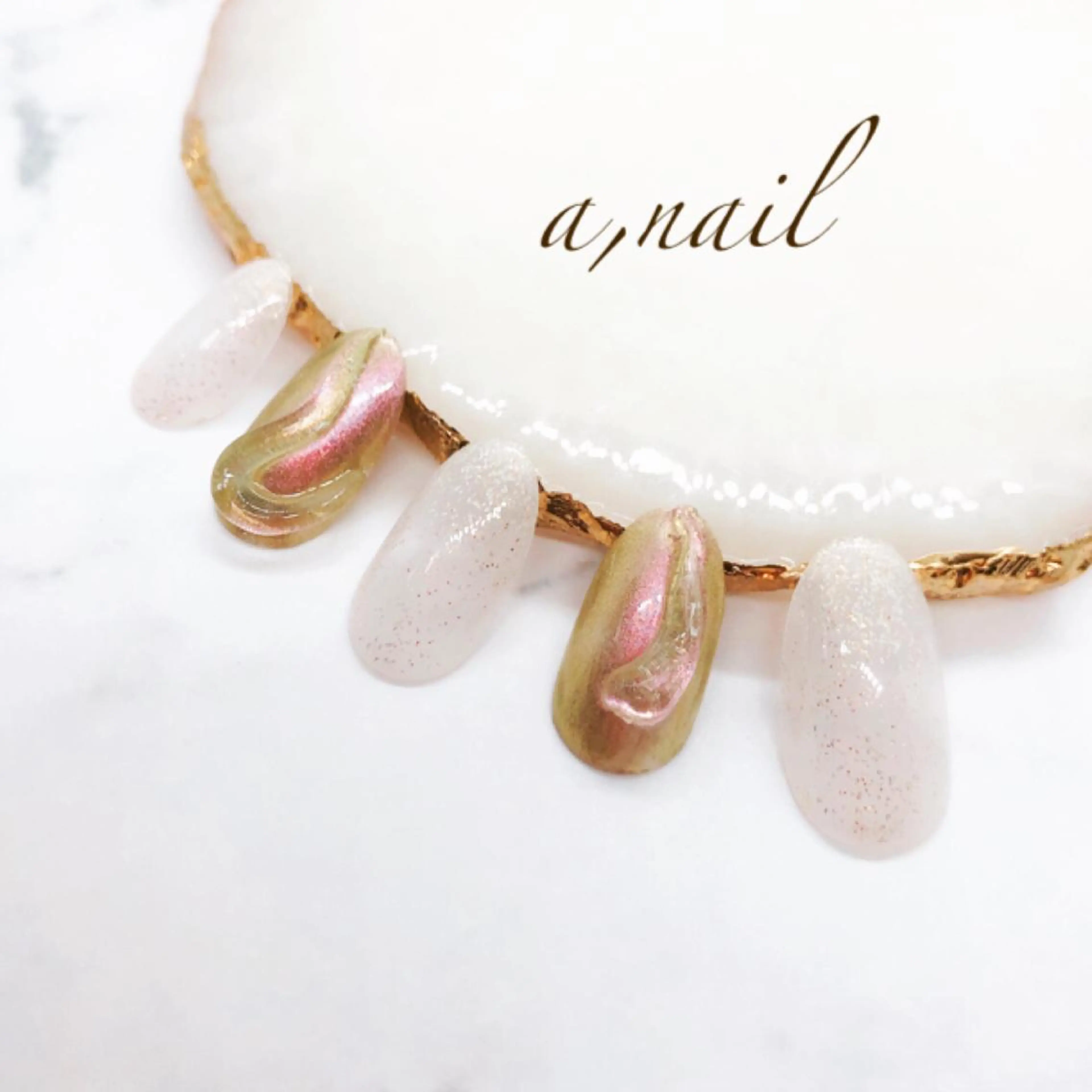 ネイル フットネイル ジェルネイル グラデーション ニュアンスネイル オフィスネイル ハンドネイル ネイルサロン エーネイルのネイルデザイン