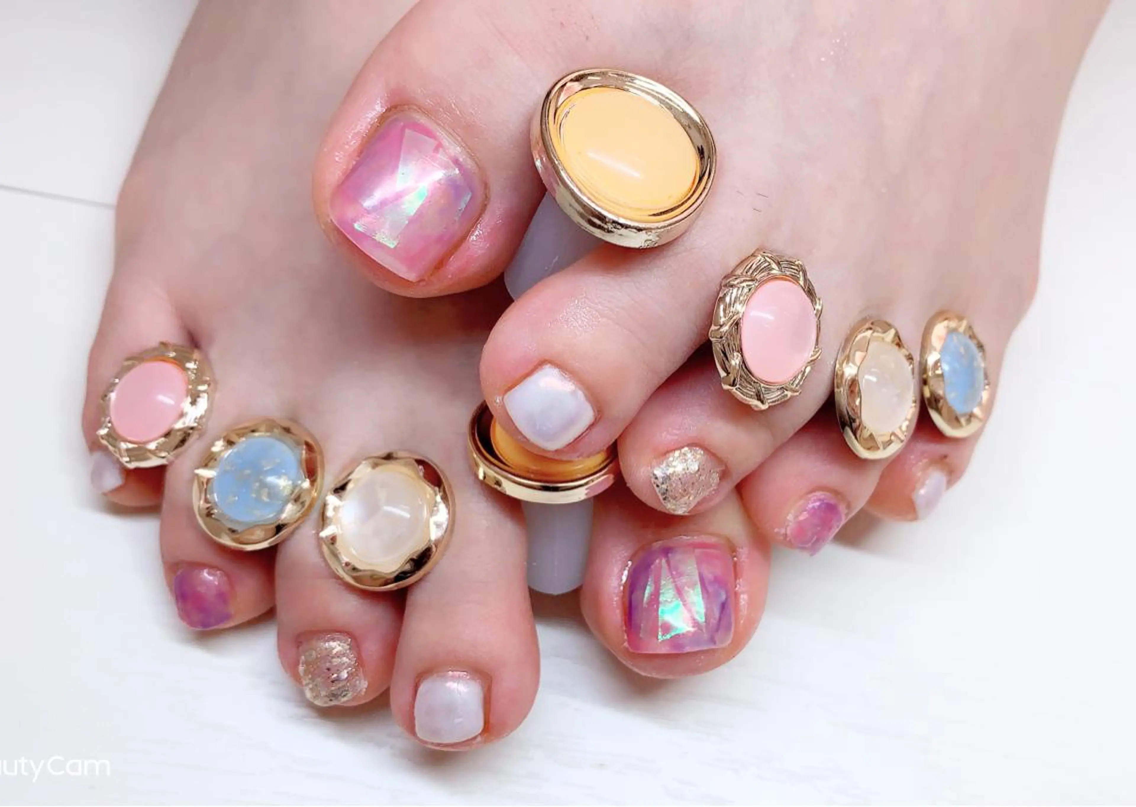 ネイル オーロラネイル フットネイル ジェルネイル ハードジェル ロングネイル Lilas Nailのネイルデザイン