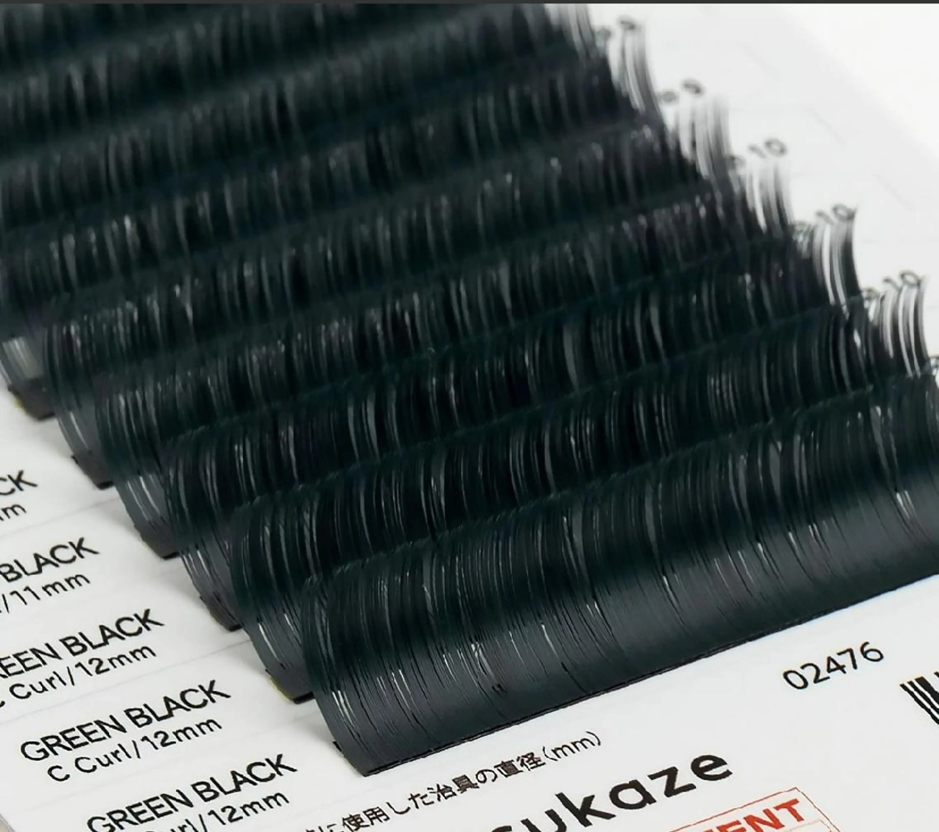 マツエク・マツパ フラットラッシュ U_la [ウーラ] 片岡の眉毛・アイブロウイメージ