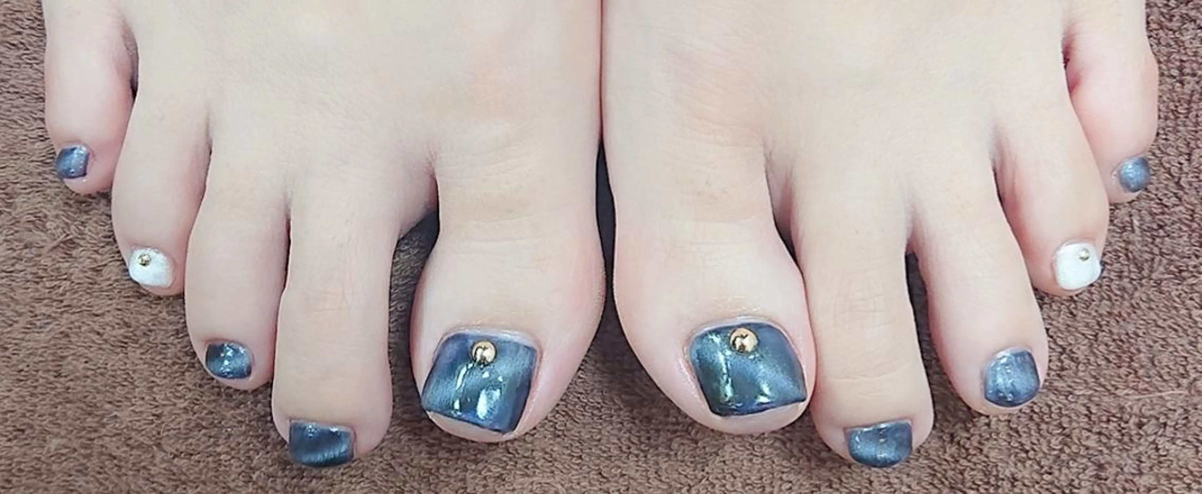 ネイル 🍒当日もOK🍒 𝑳𝑼𝑵𝑨花井のネイルデザイン