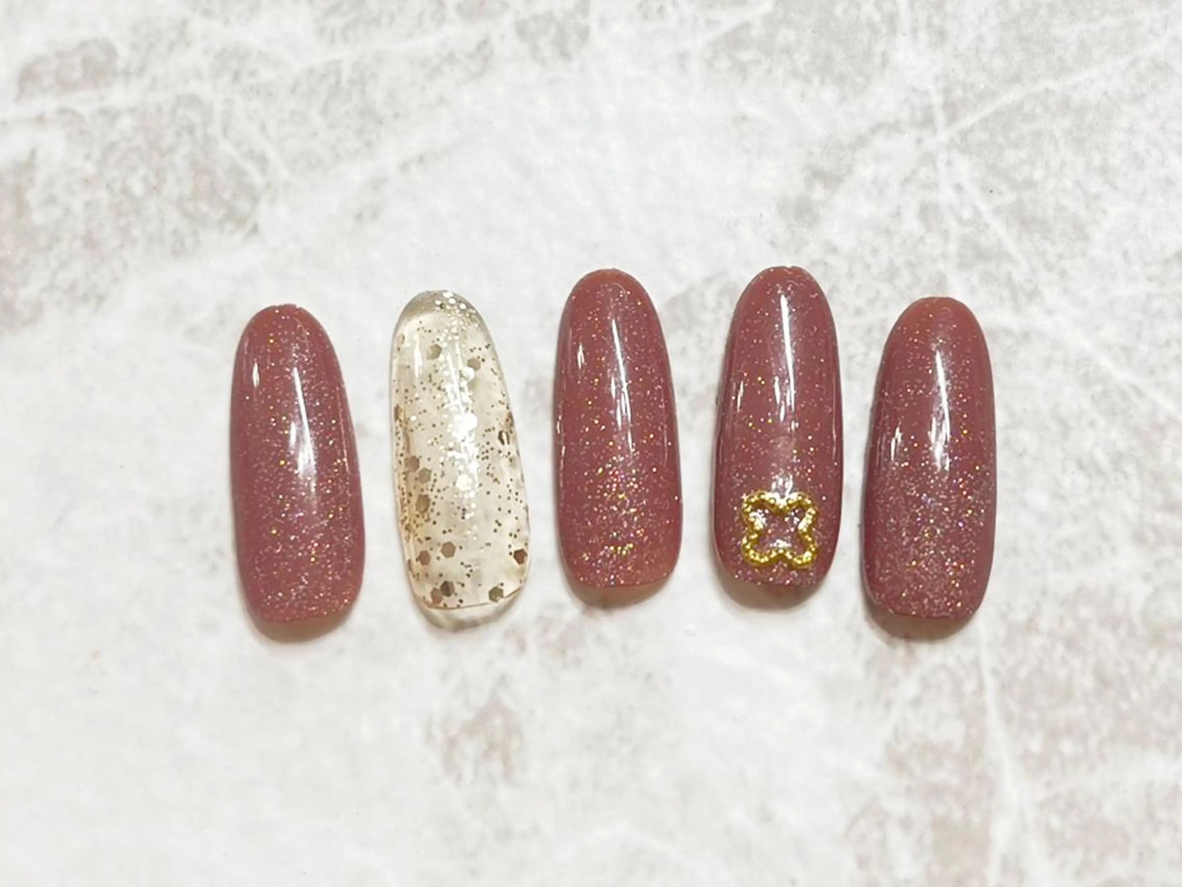 ネイル ハンドネイル マジック ミラーのネイルデザイン