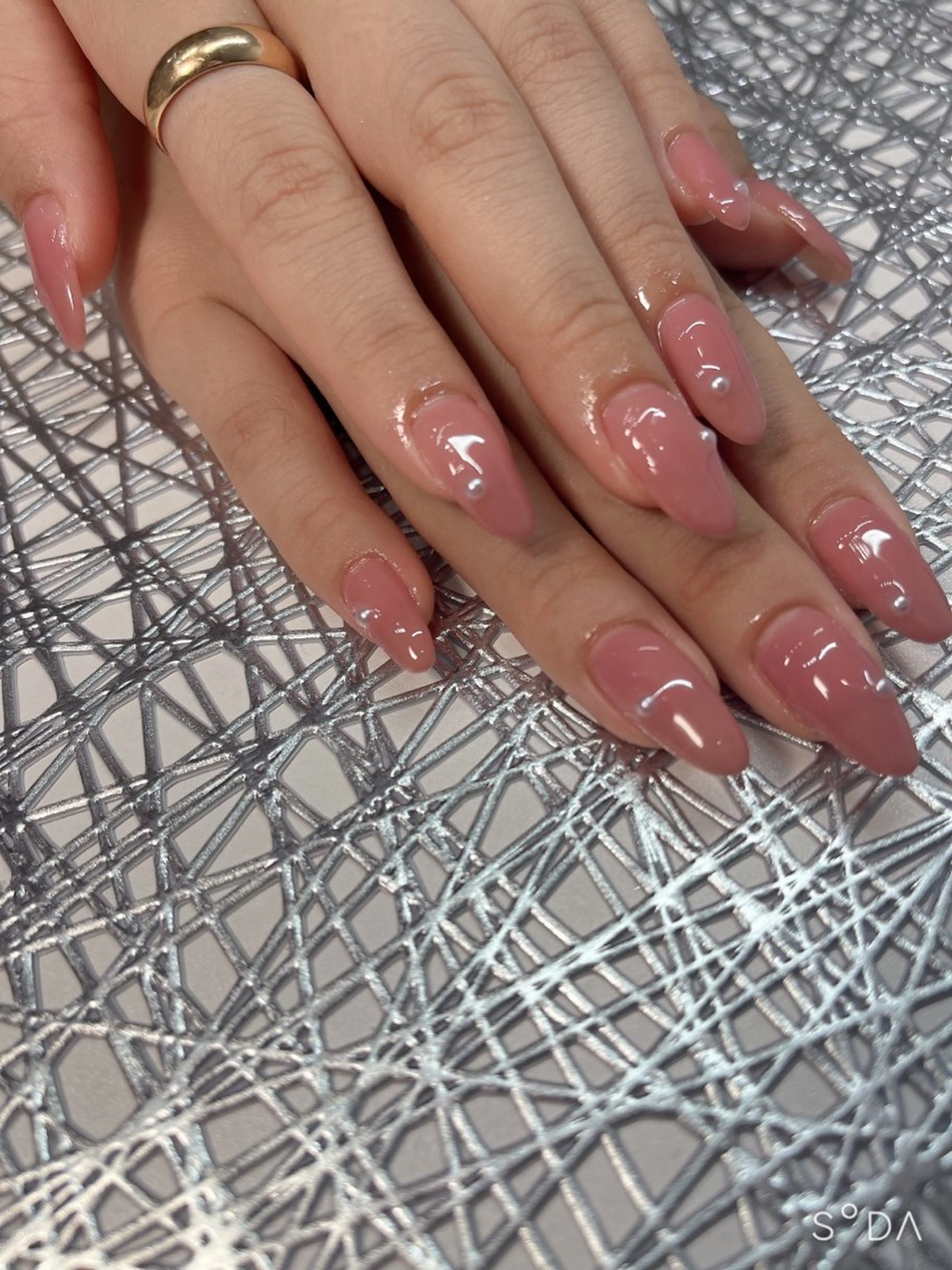 ネイル 鈴木 愛のネイルデザイン