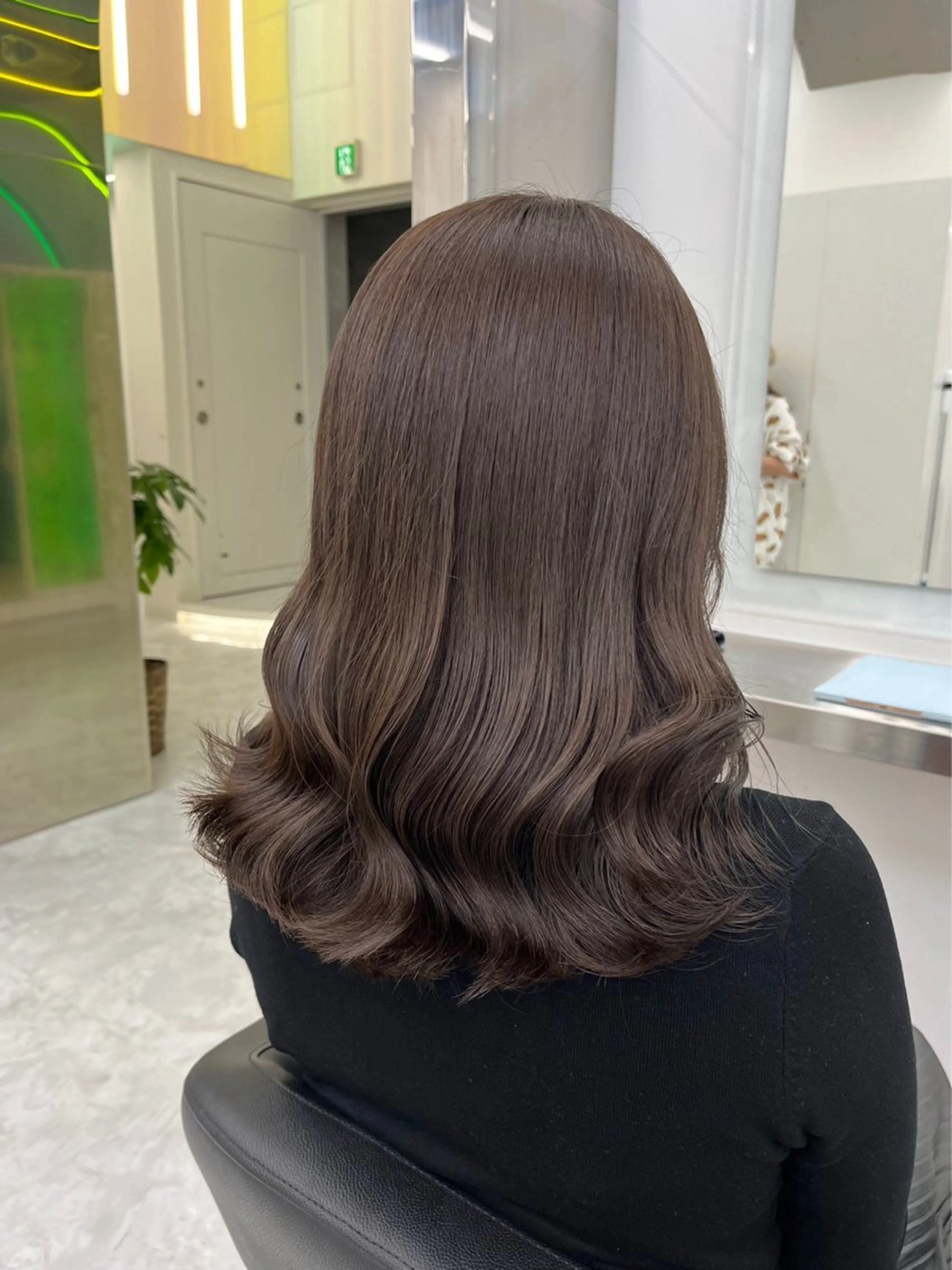 ミディアム Wカラー/暖色/べ ージュりく©︎🐝のヘアスタイル